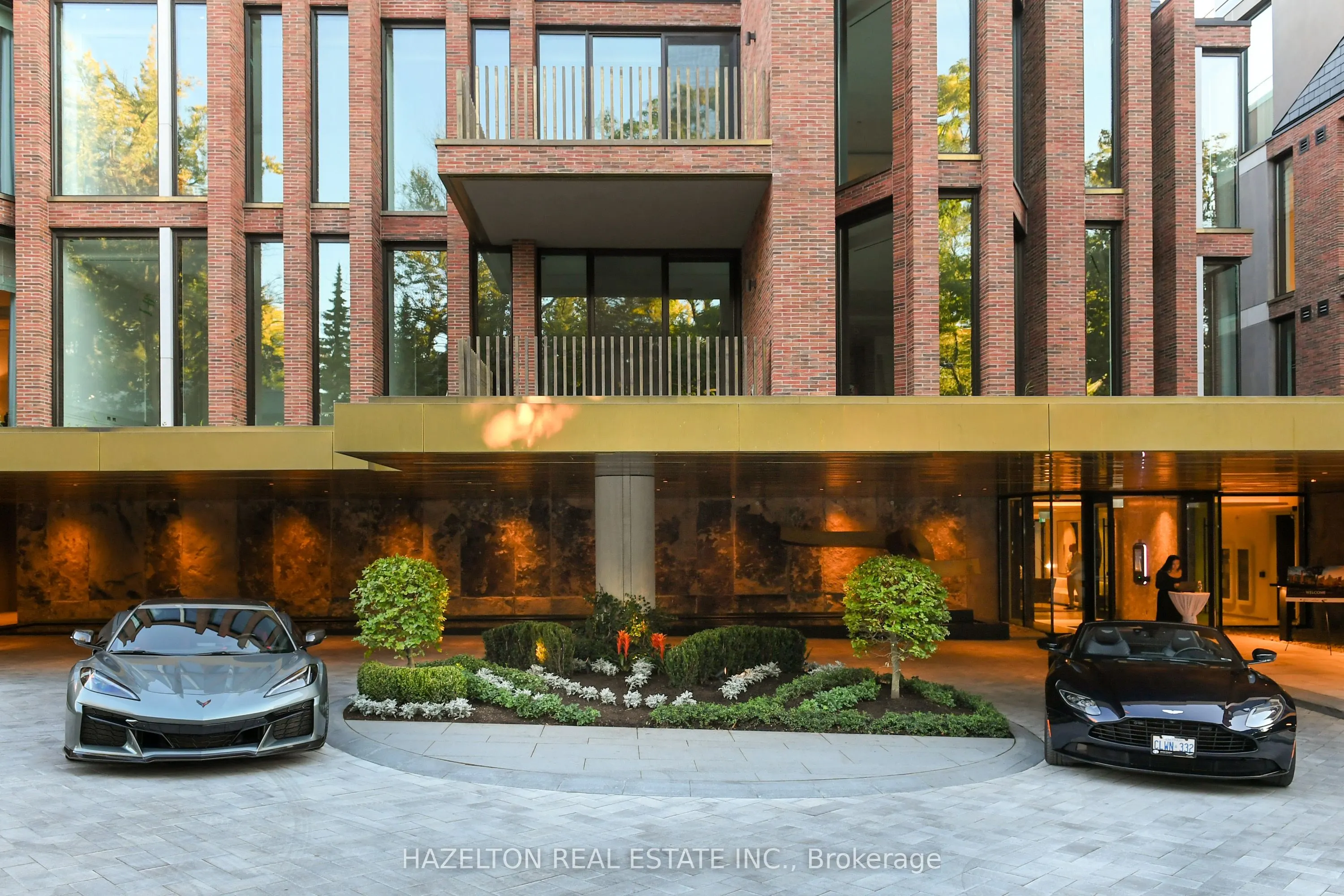 7 Dale Avenue