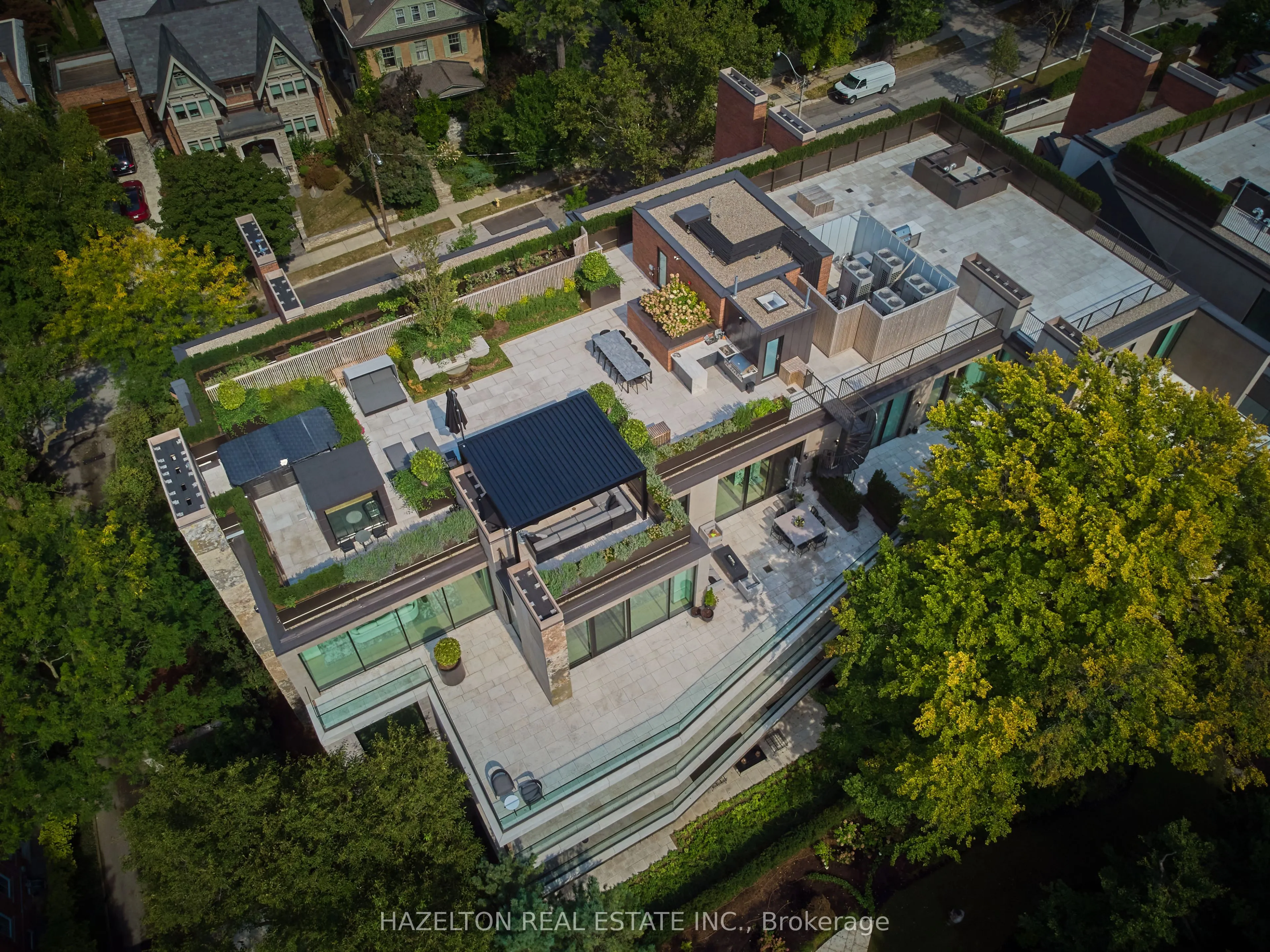 7 Dale Avenue