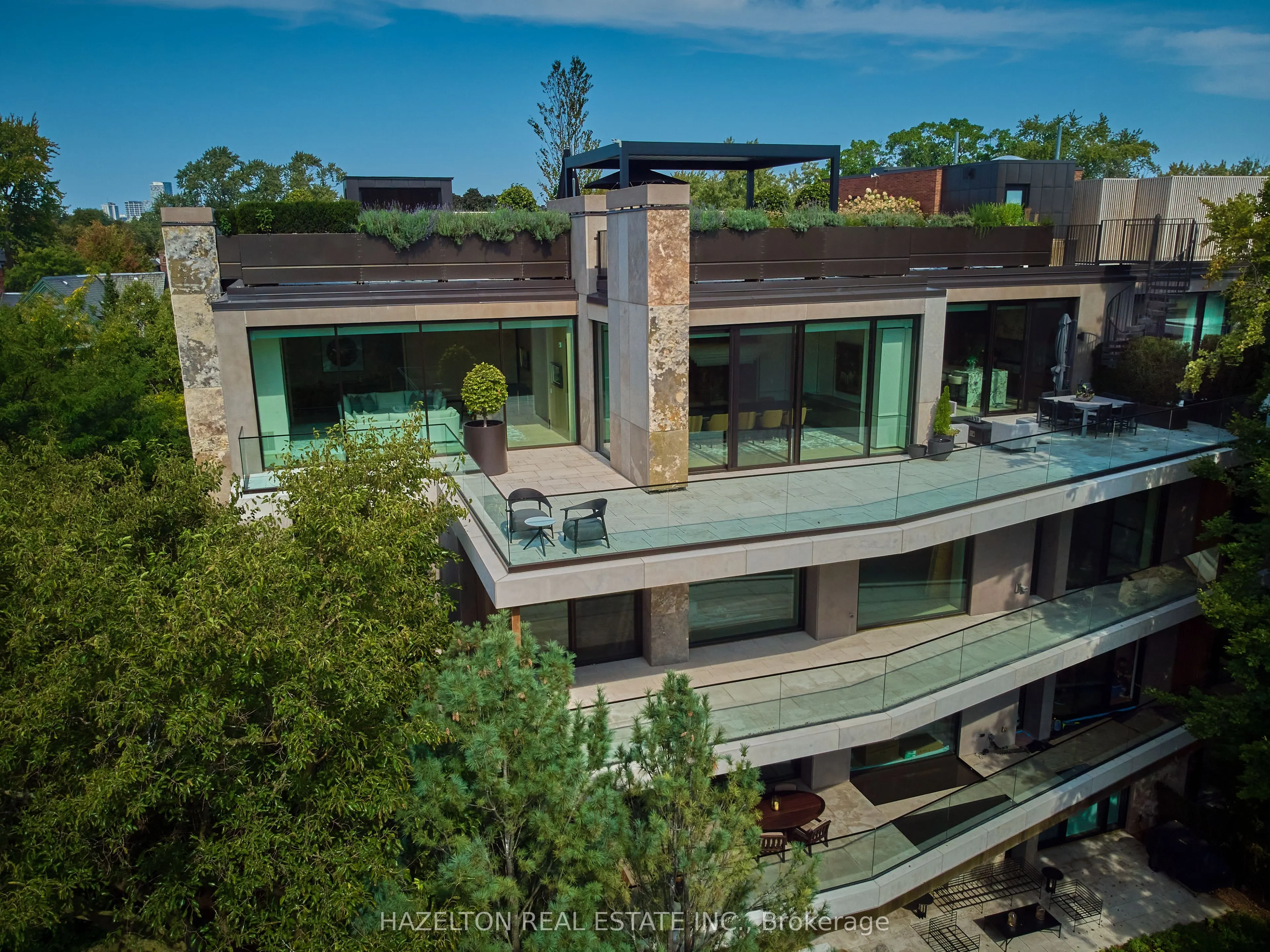 7 Dale Avenue