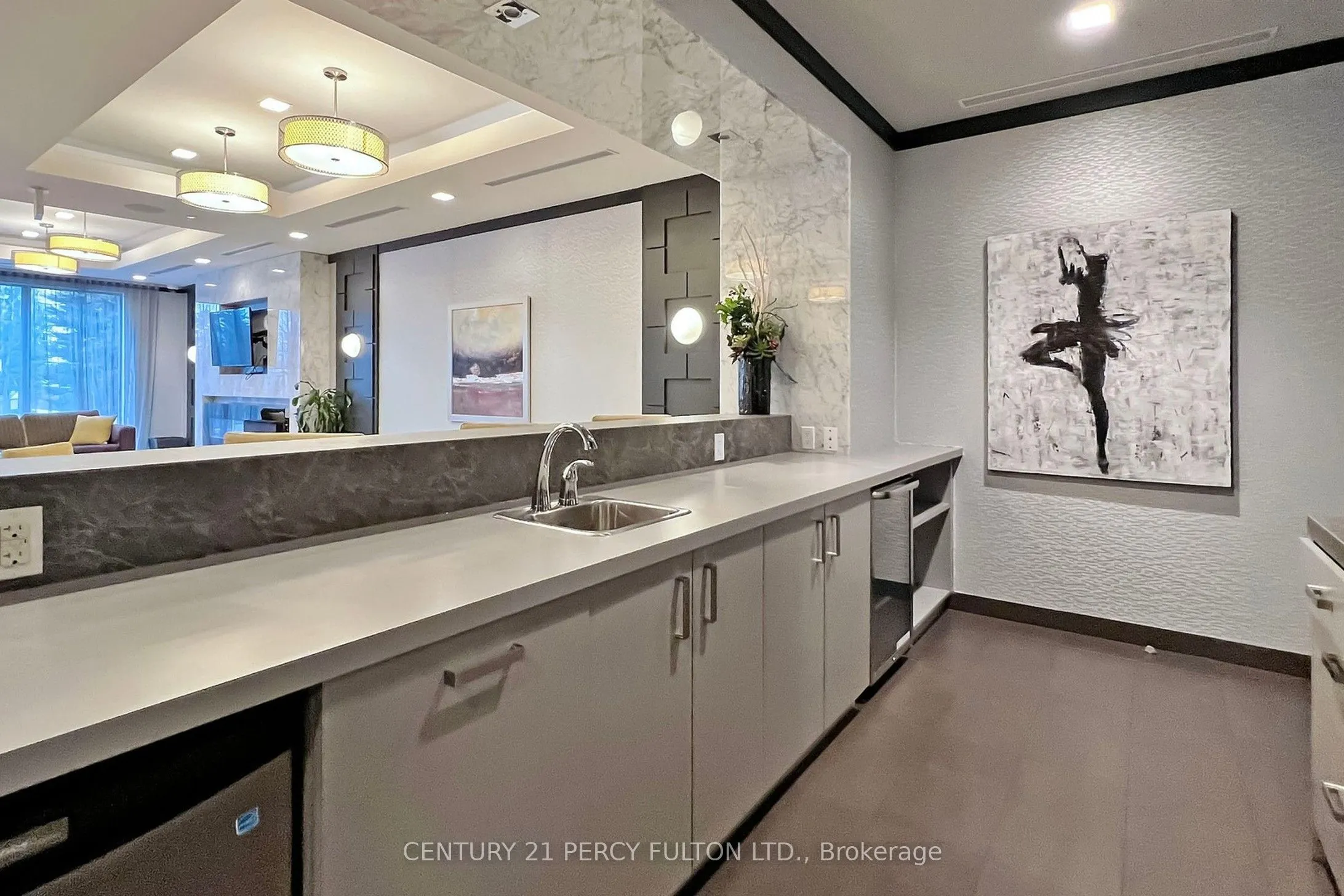 18 Graydon Hall Drive, #2405