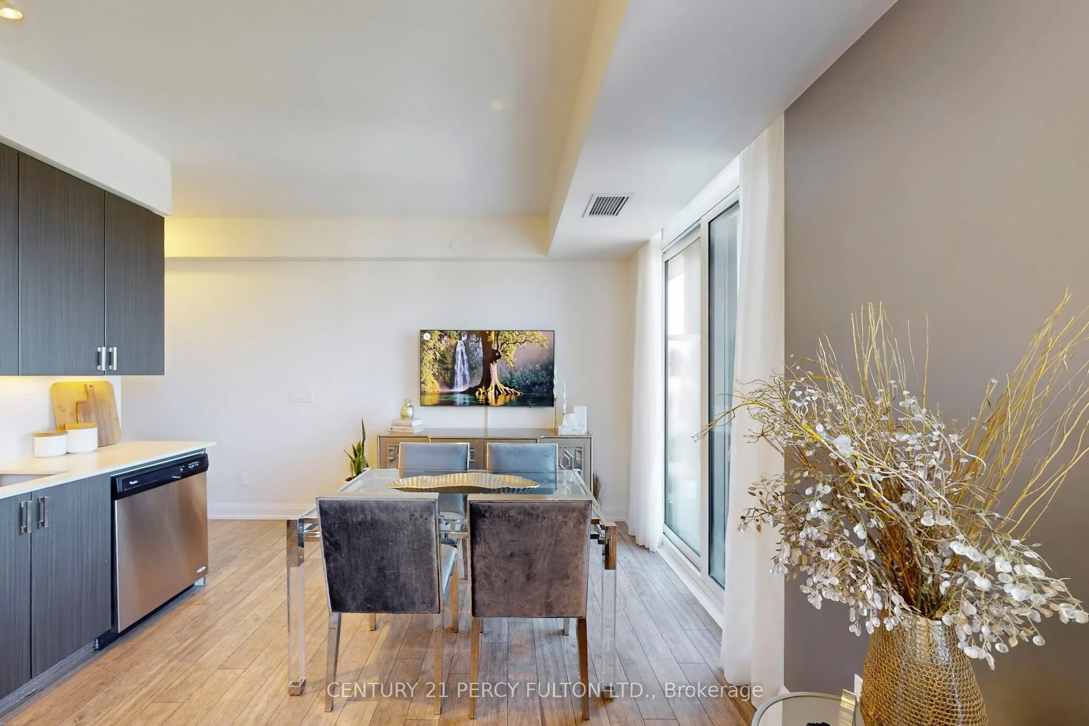 18 Graydon Hall Drive, #2405