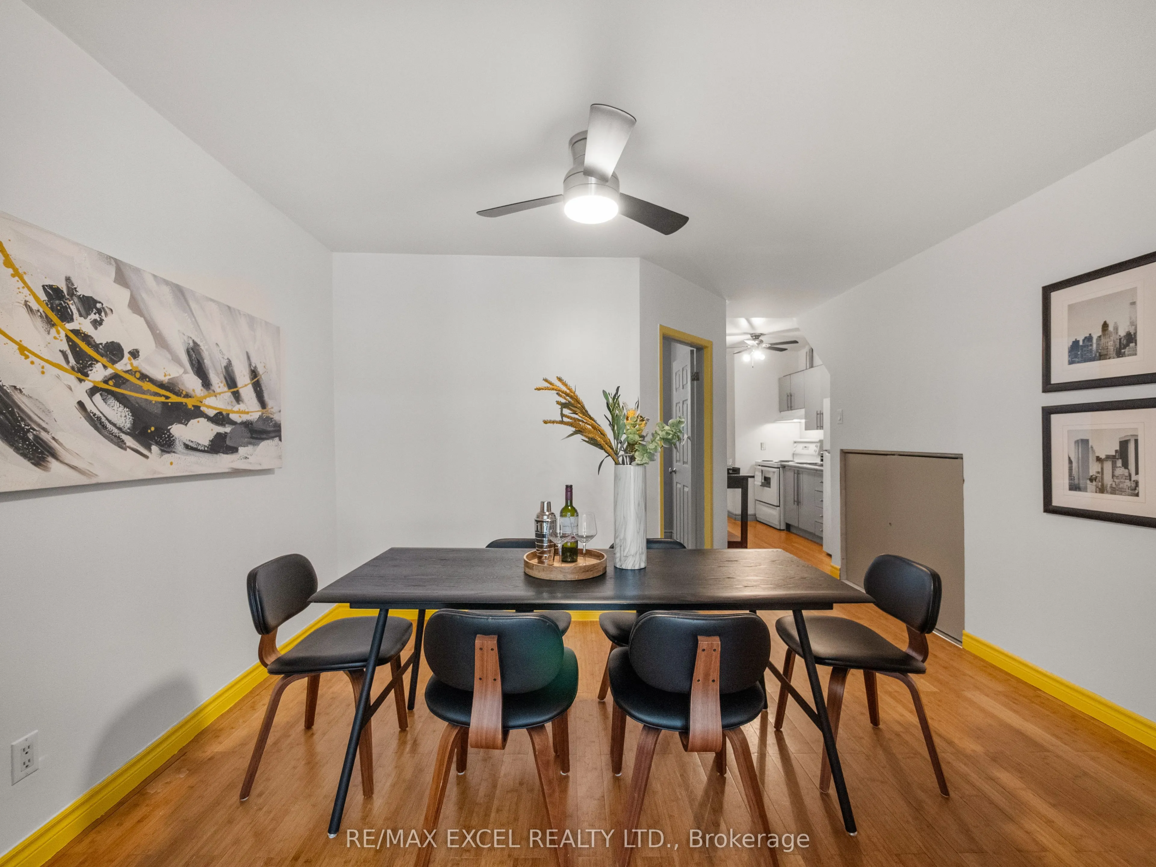 137 Gerrard Street E, #Main