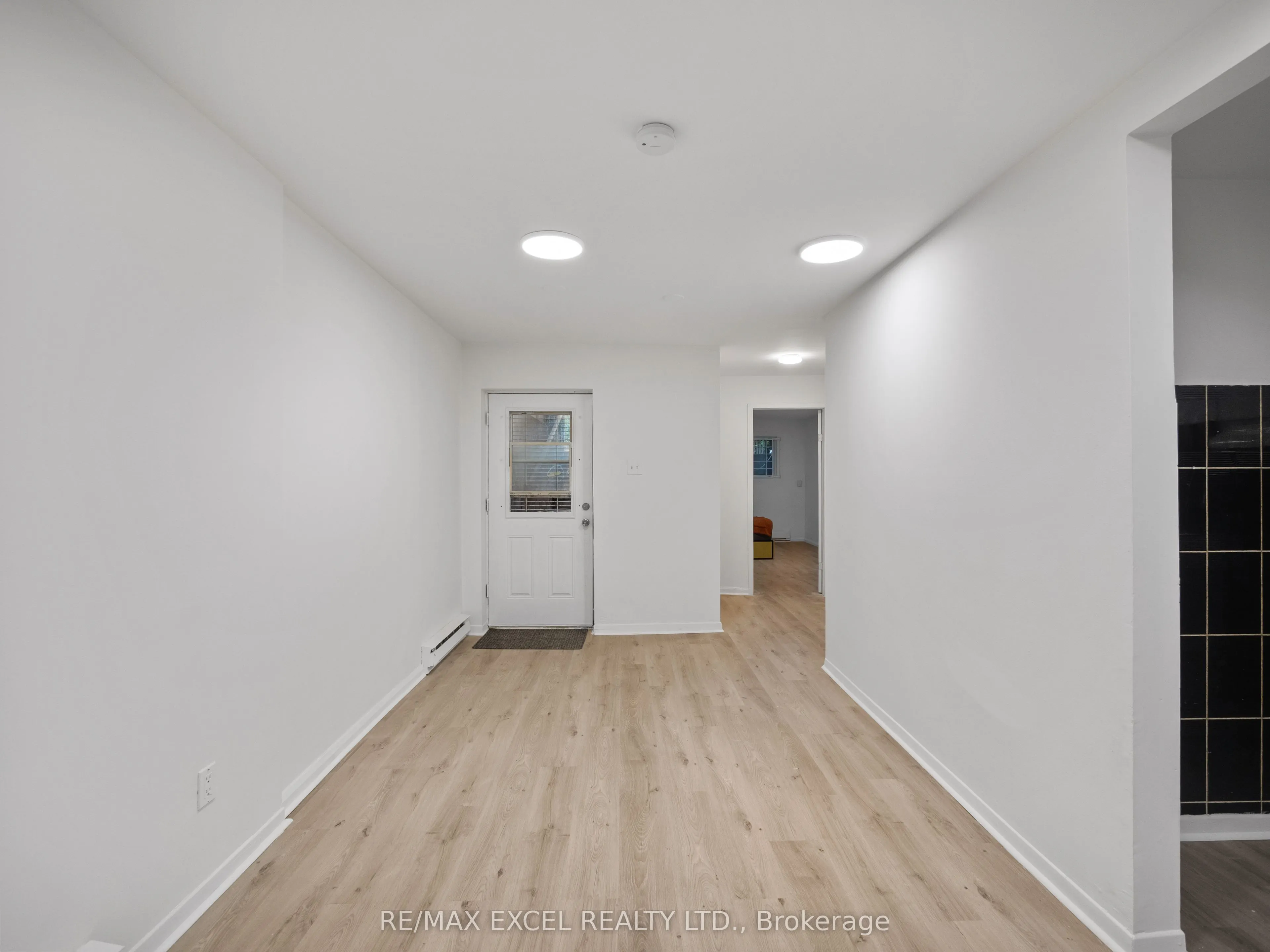 137 Gerrard Street E, #Bsmt