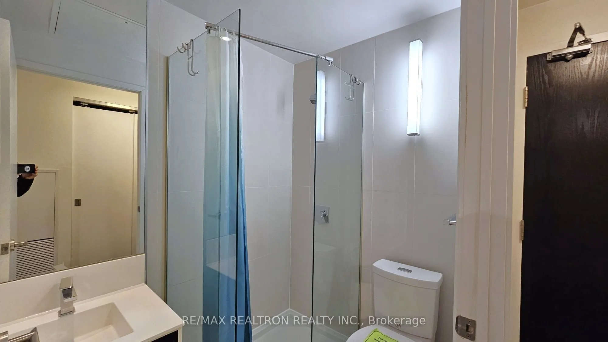 125 Peter Street, #2410