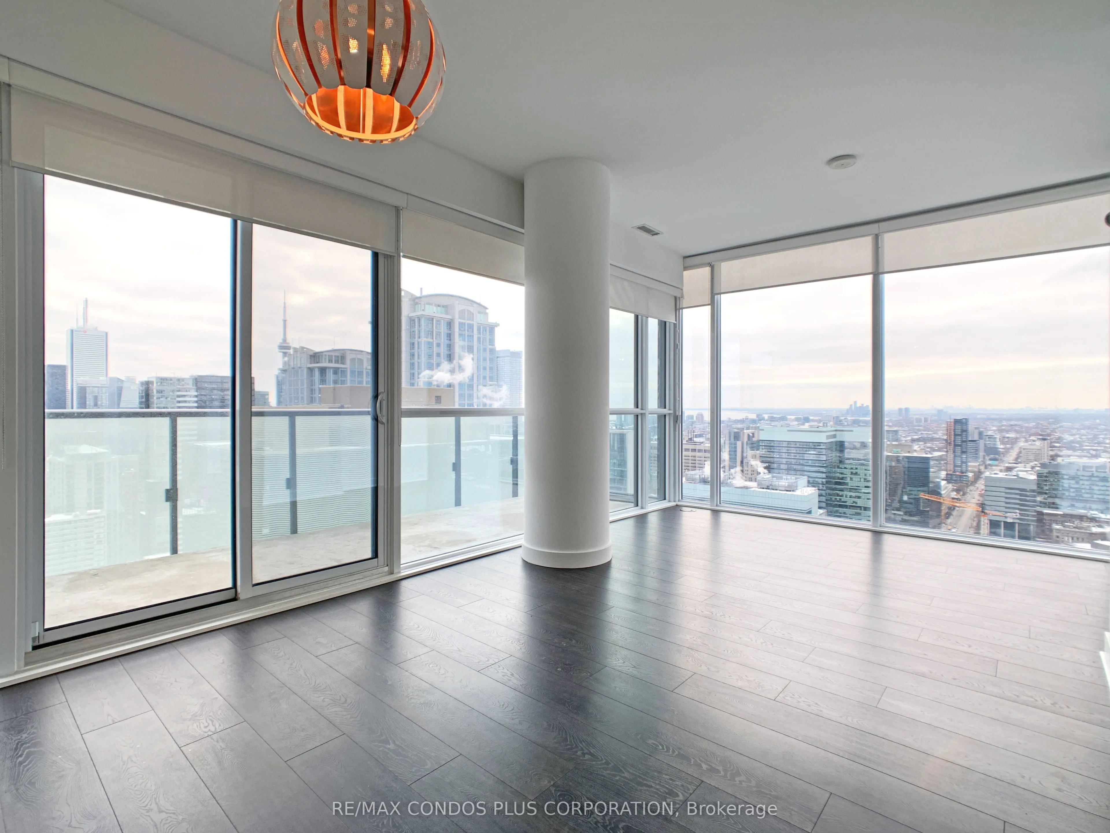 15 Grenville Street, #3803