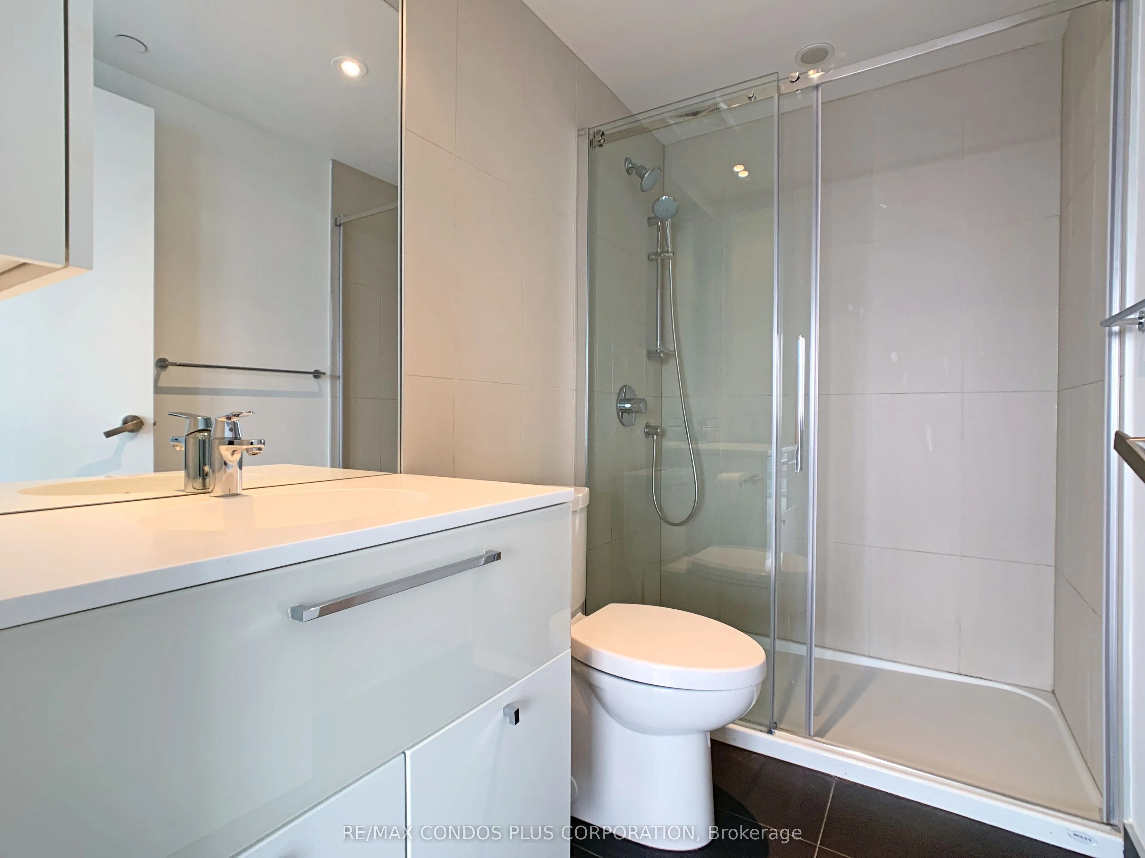 15 Grenville Street, #3803
