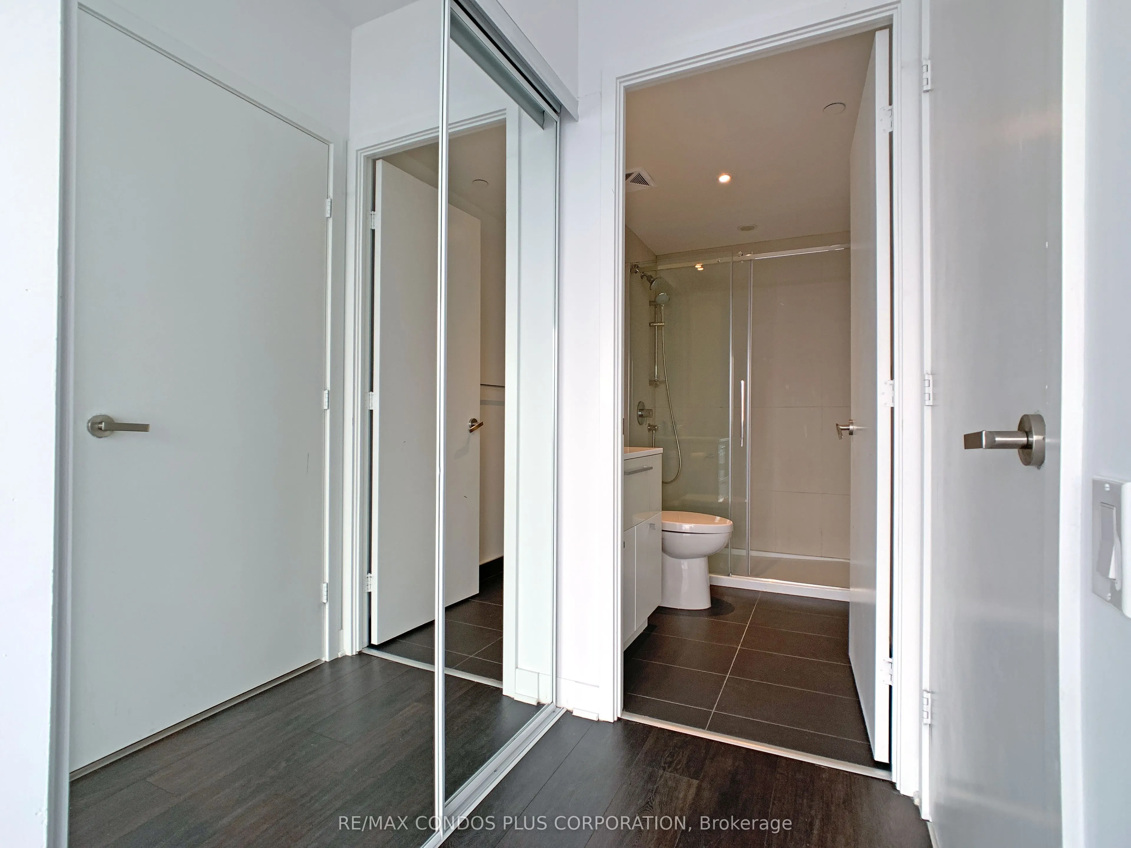 15 Grenville Street, #3803