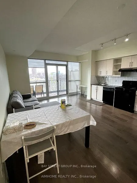 160 Vanderhoof Avenue, #518