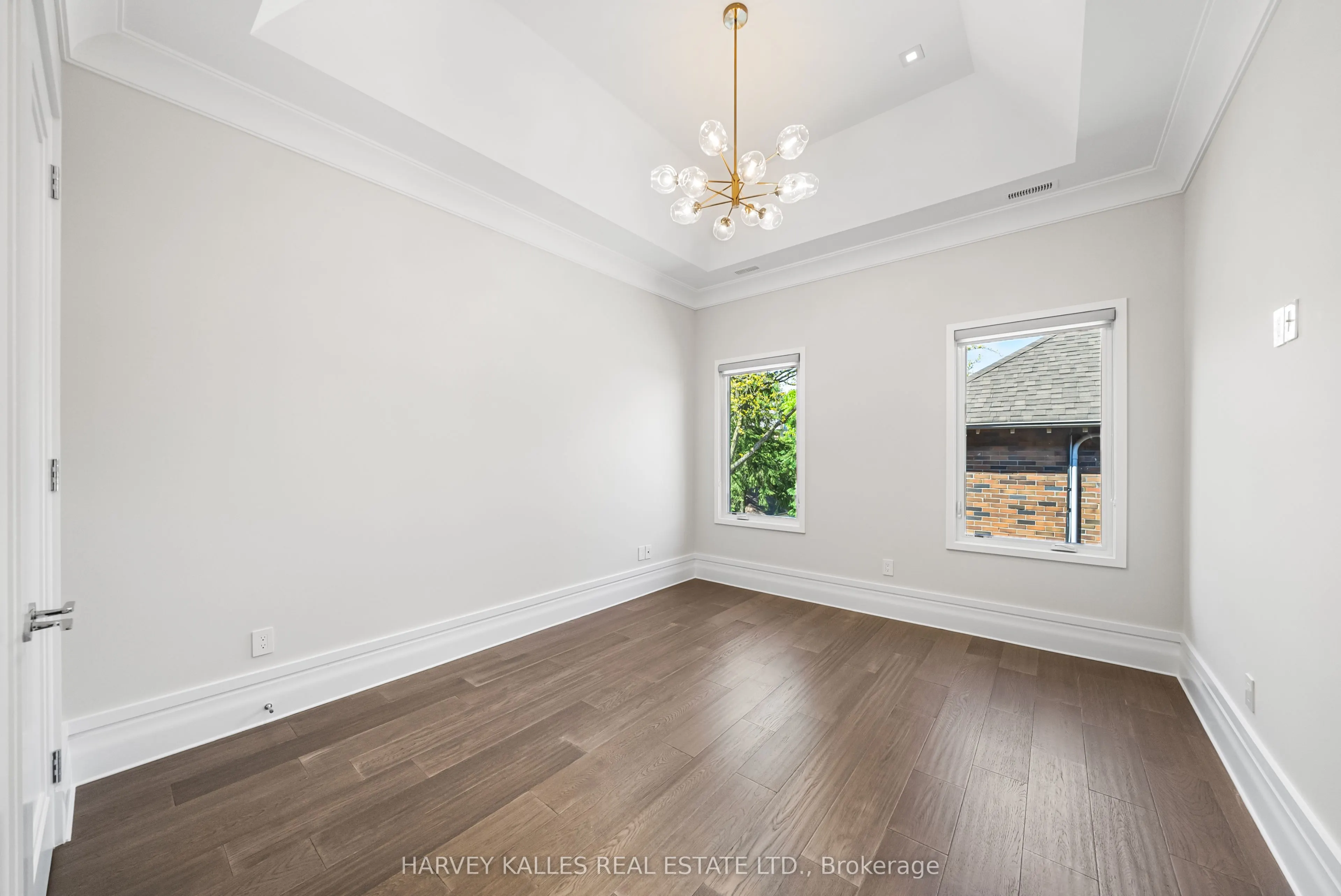 163 Cortleigh Boulevard