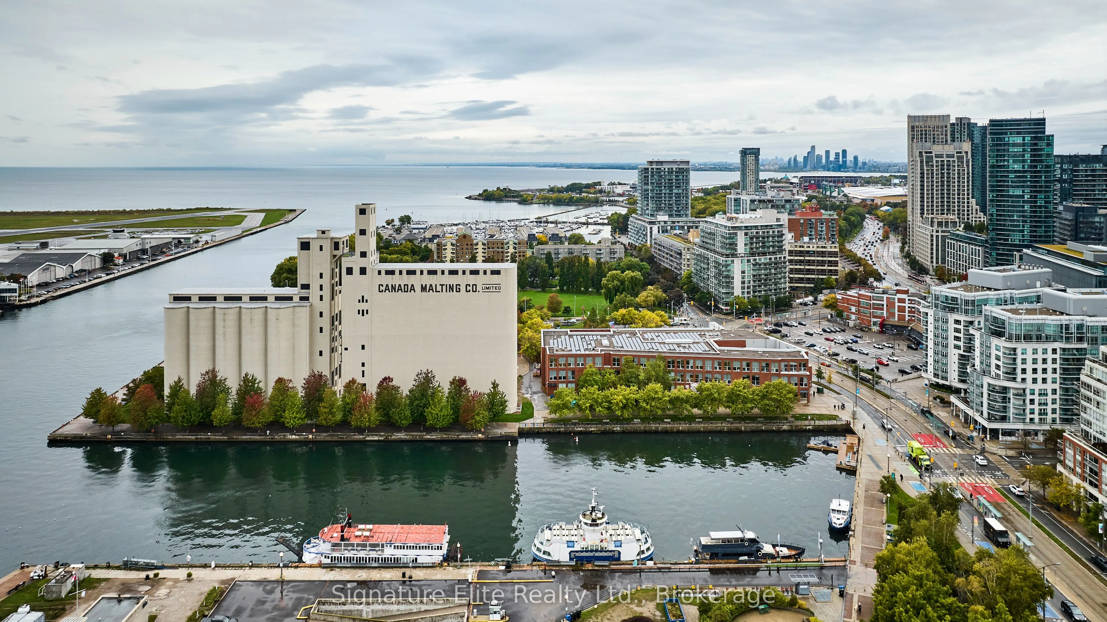 600 Queens Quay W, #618