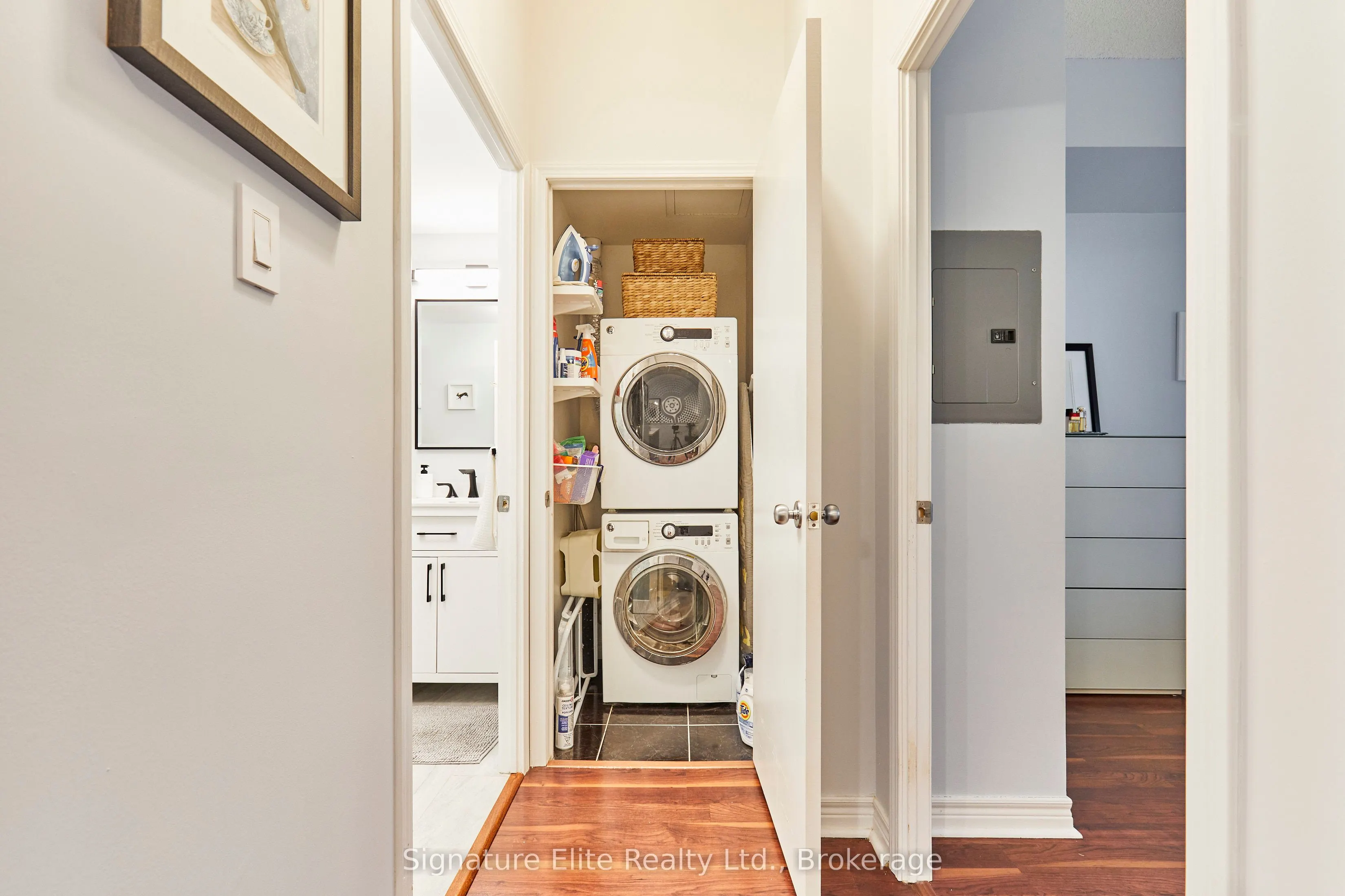 600 Queens Quay W, #618