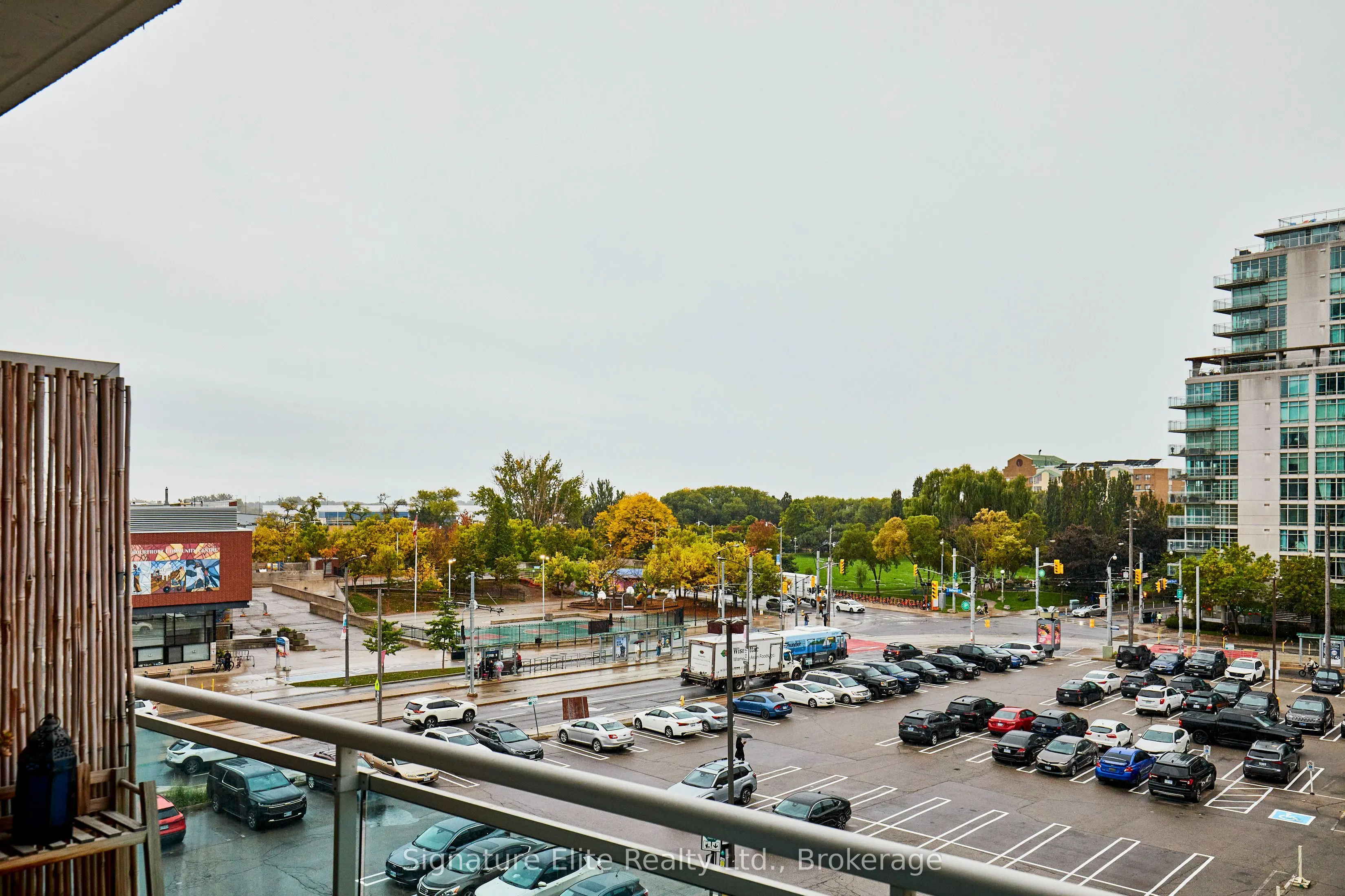 600 Queens Quay W, #618