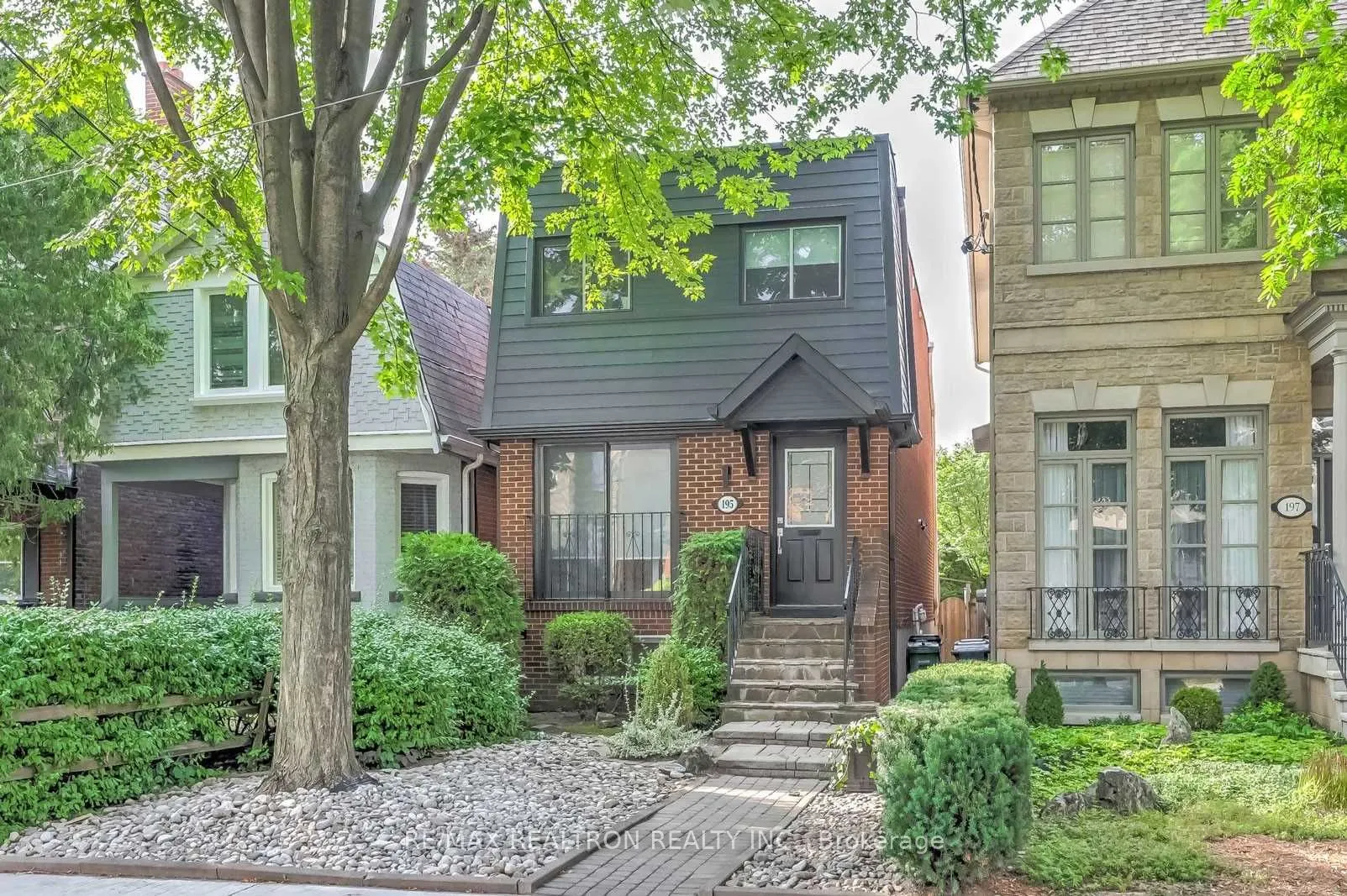 195 Bedford Park Avenue