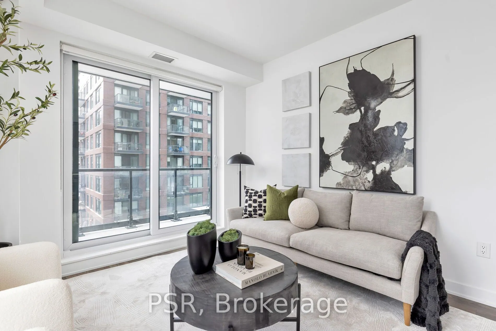 130 River Street, #703