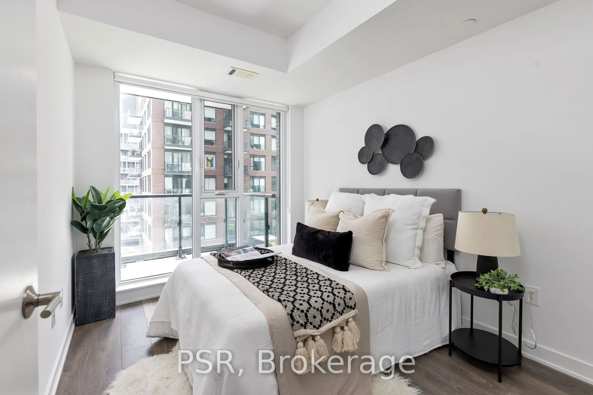 130 River Street, #703