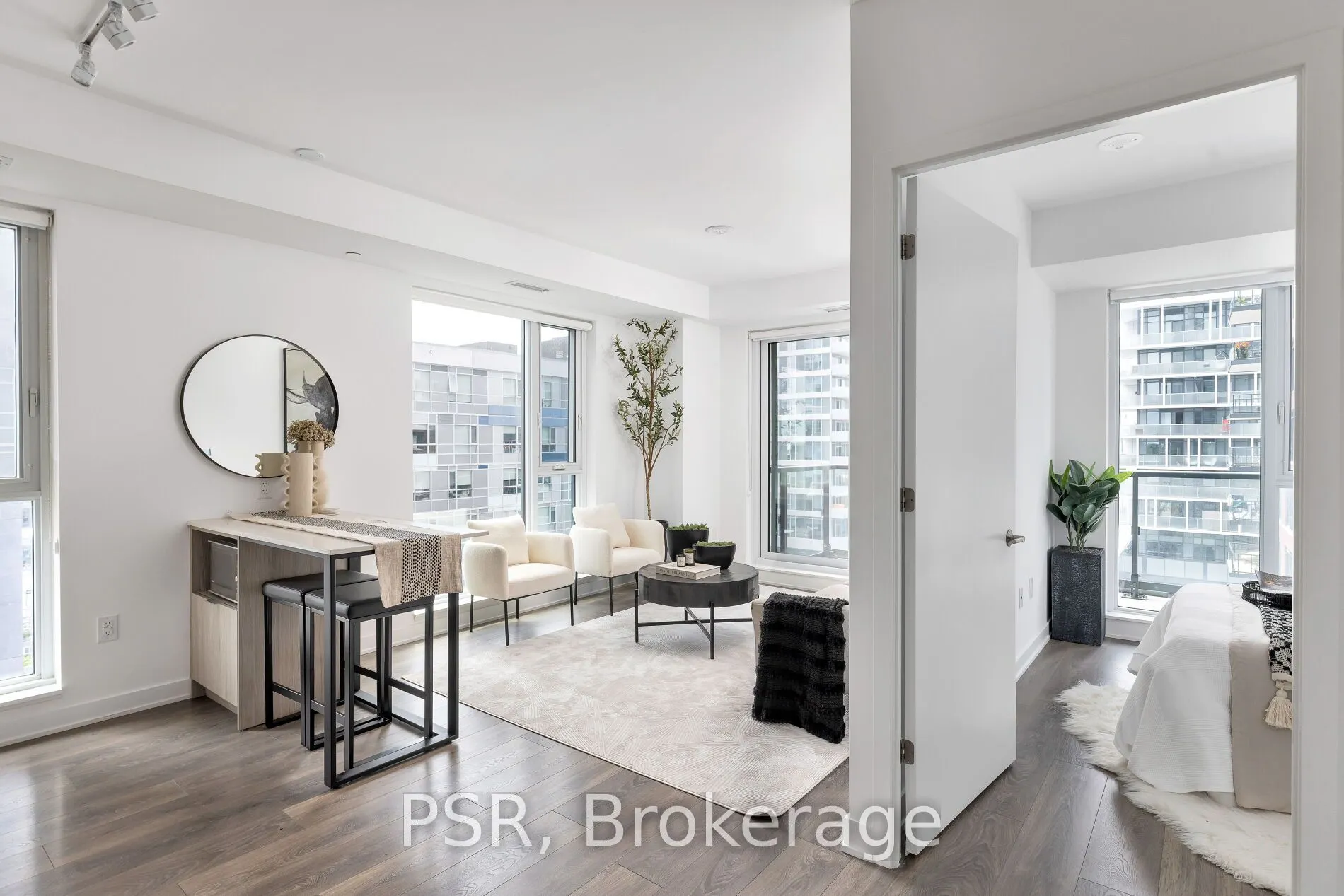 130 River Street, #703