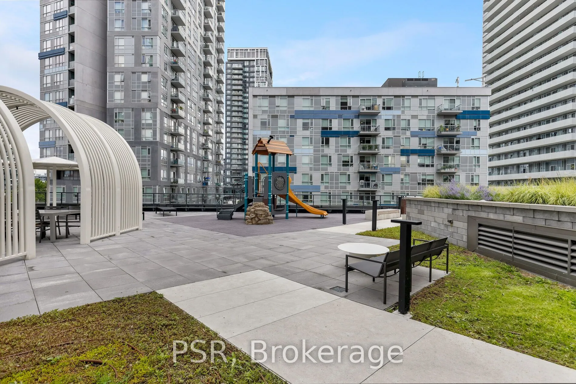 130 River Street, #703