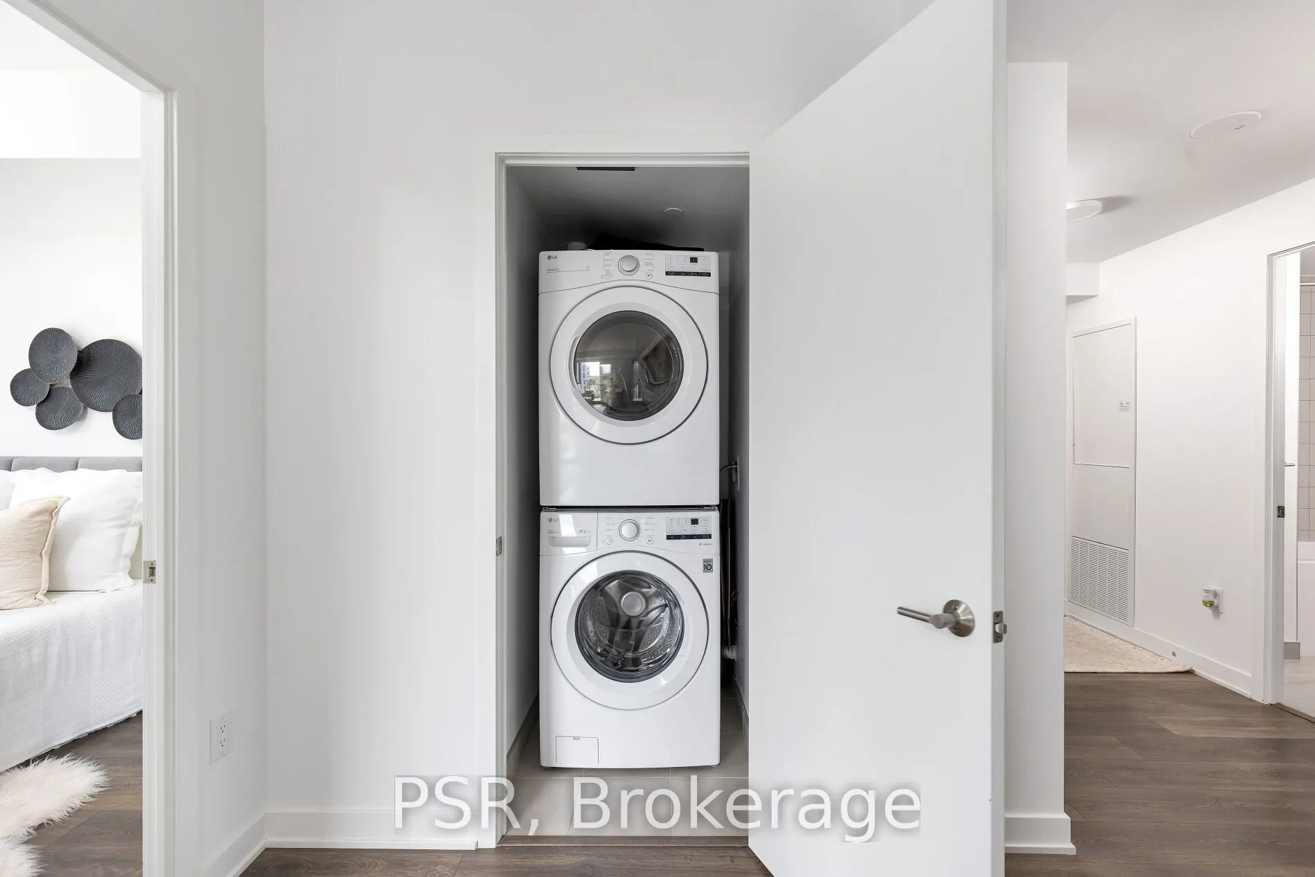 130 River Street, #703