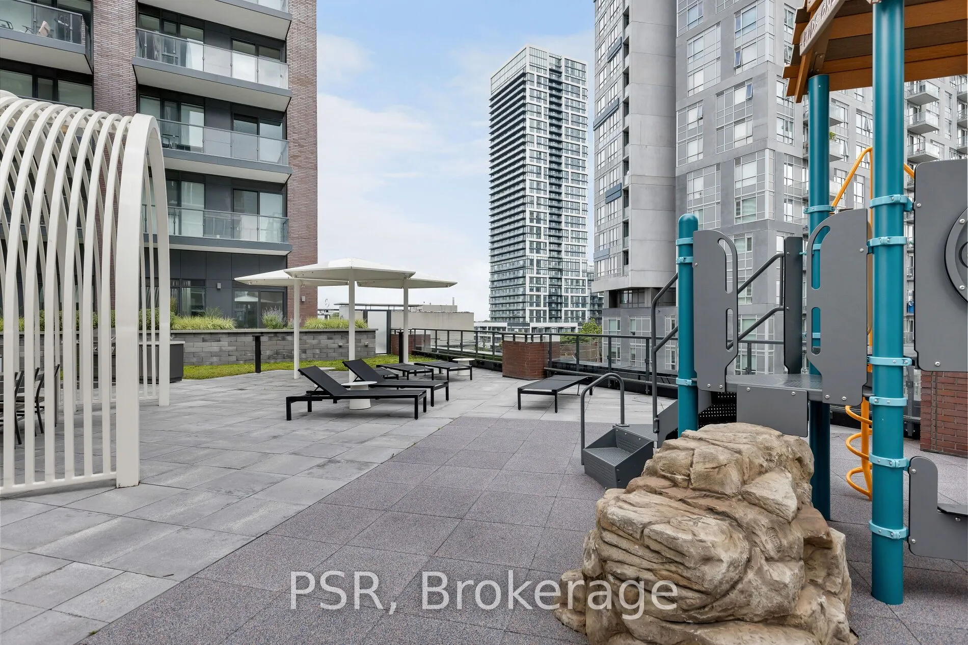 130 River Street, #703