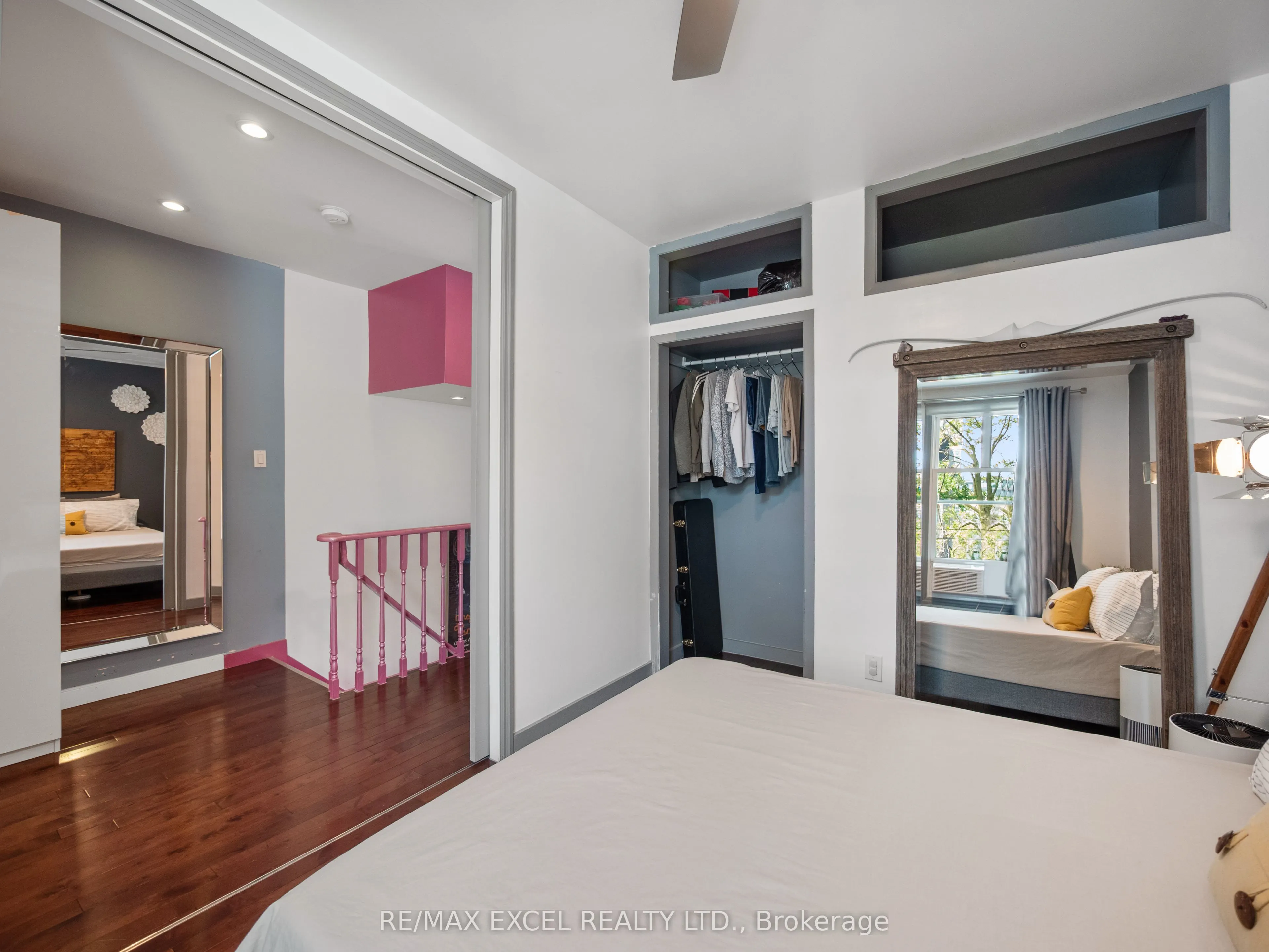 137 Gerrard Street E, #Second & Third