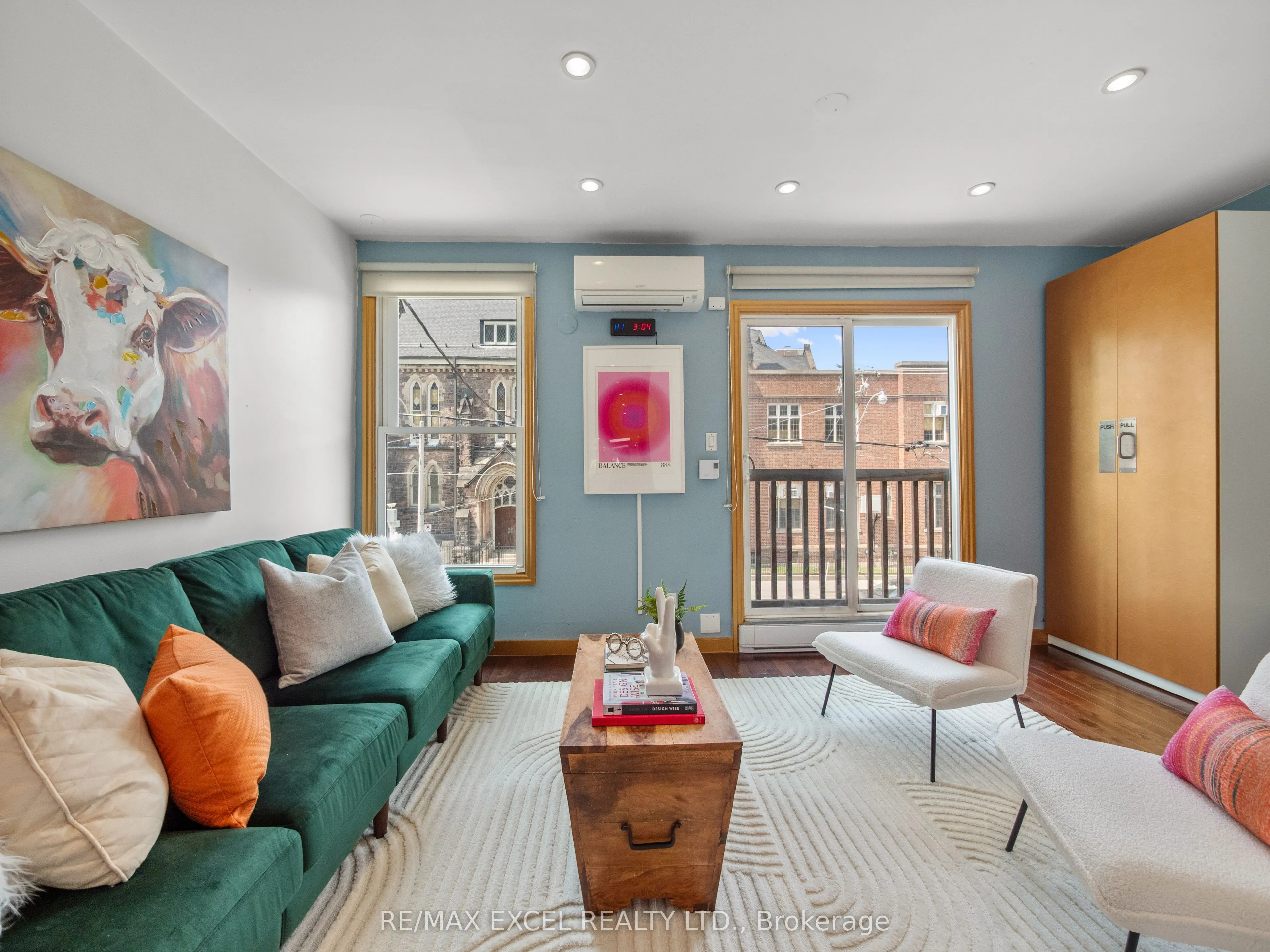 137 Gerrard Street E, #Second & Third