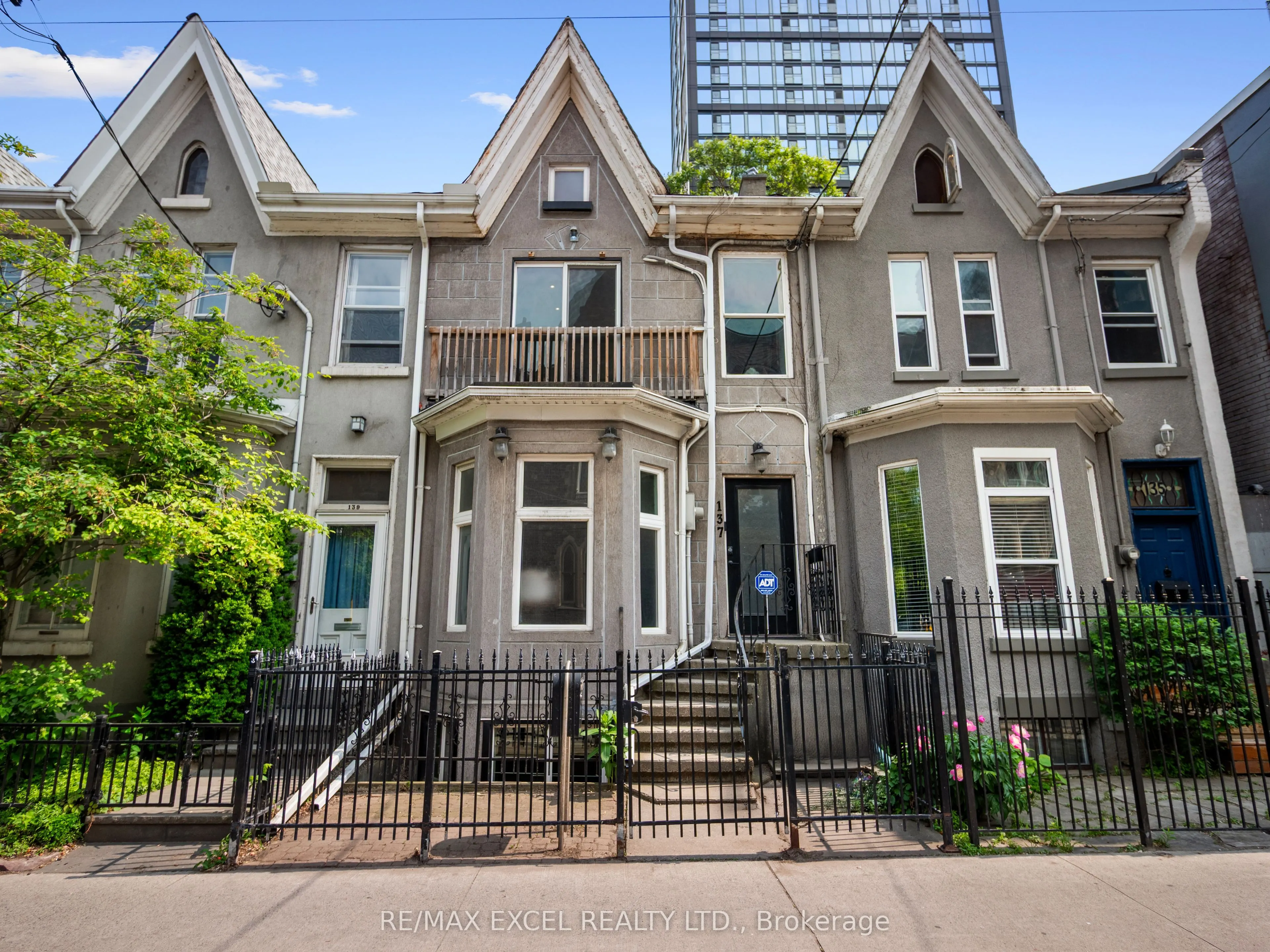 137 Gerrard Street E, #Second & Third