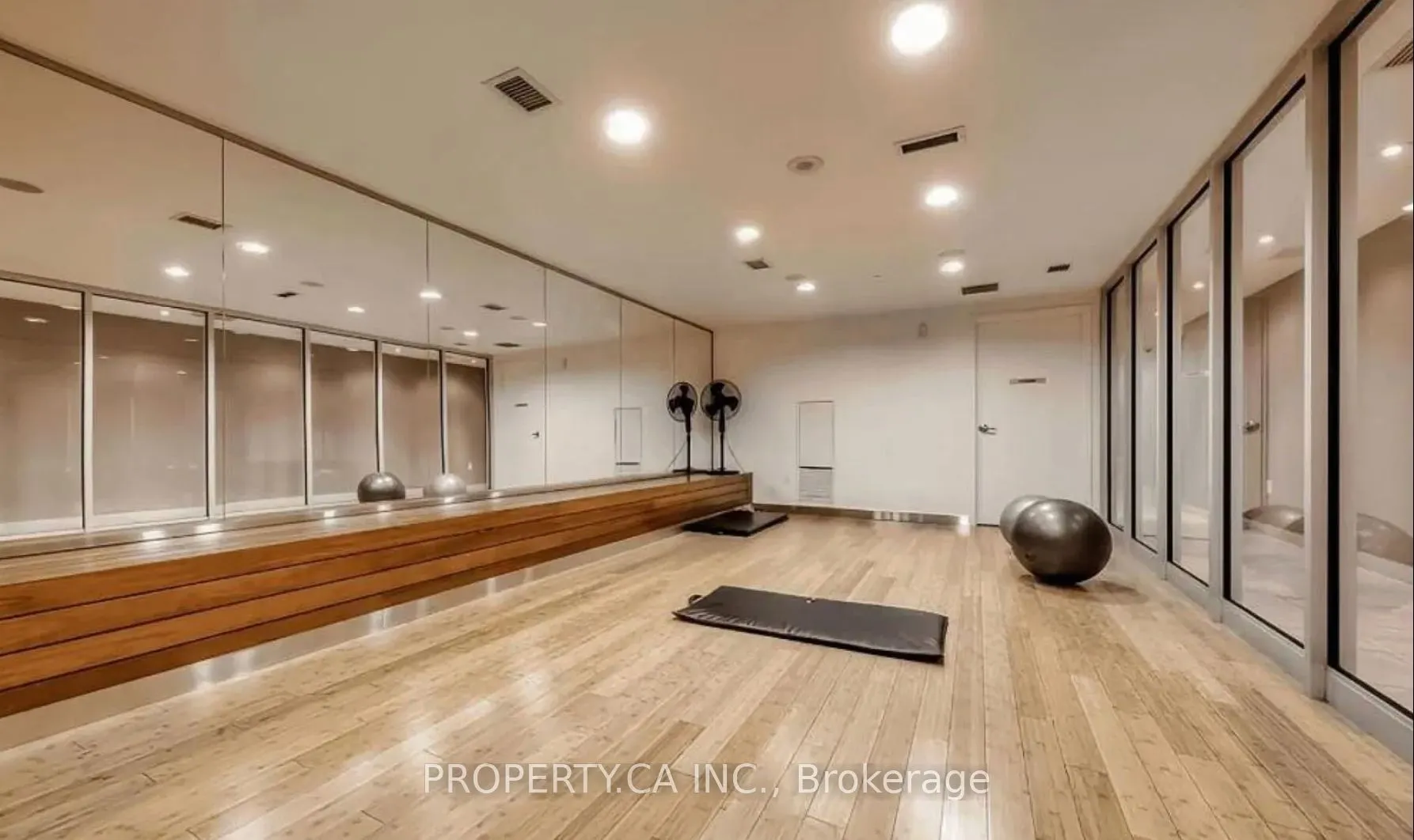 15 Iceboat Terrace, #2205