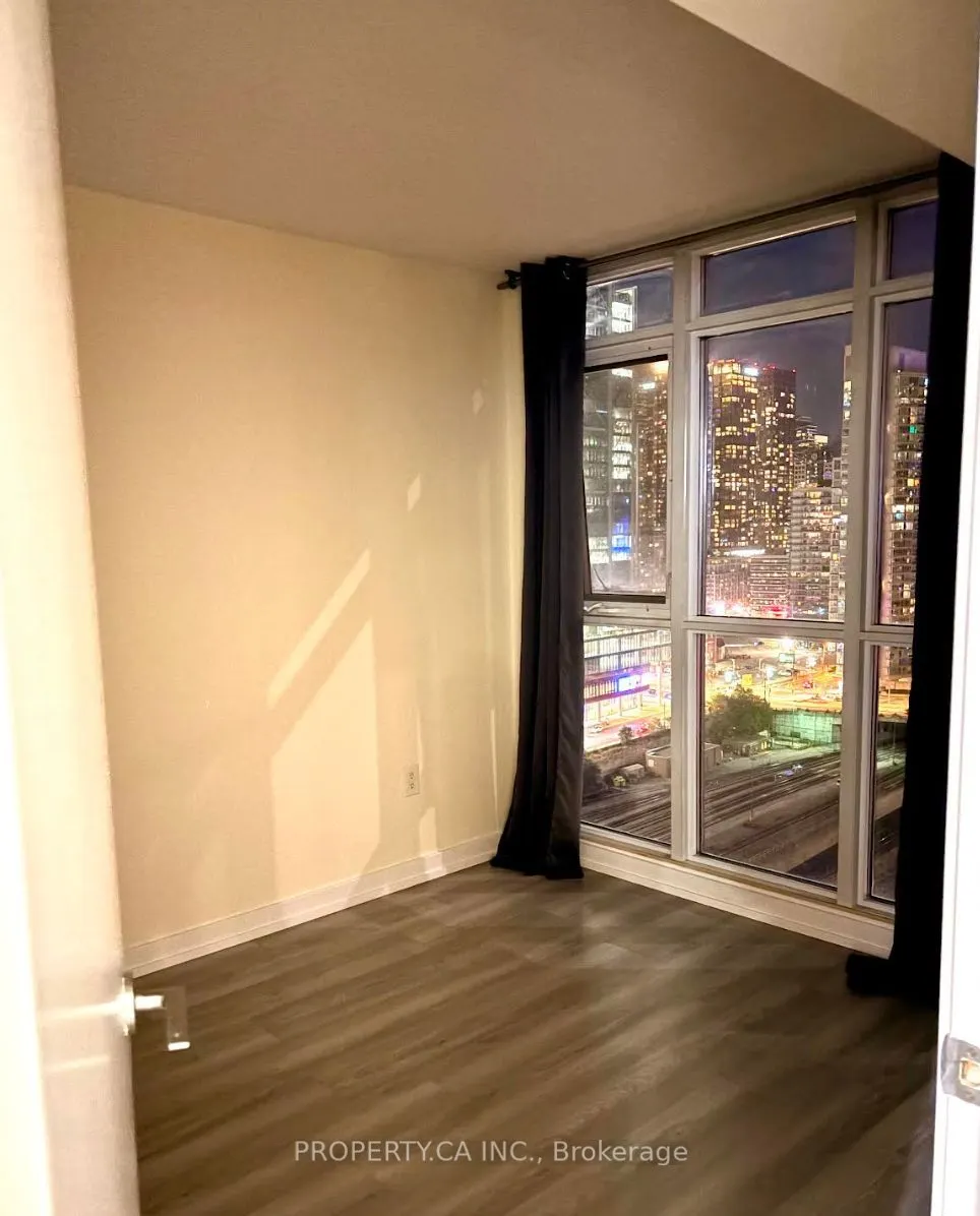 15 Iceboat Terrace, #2205