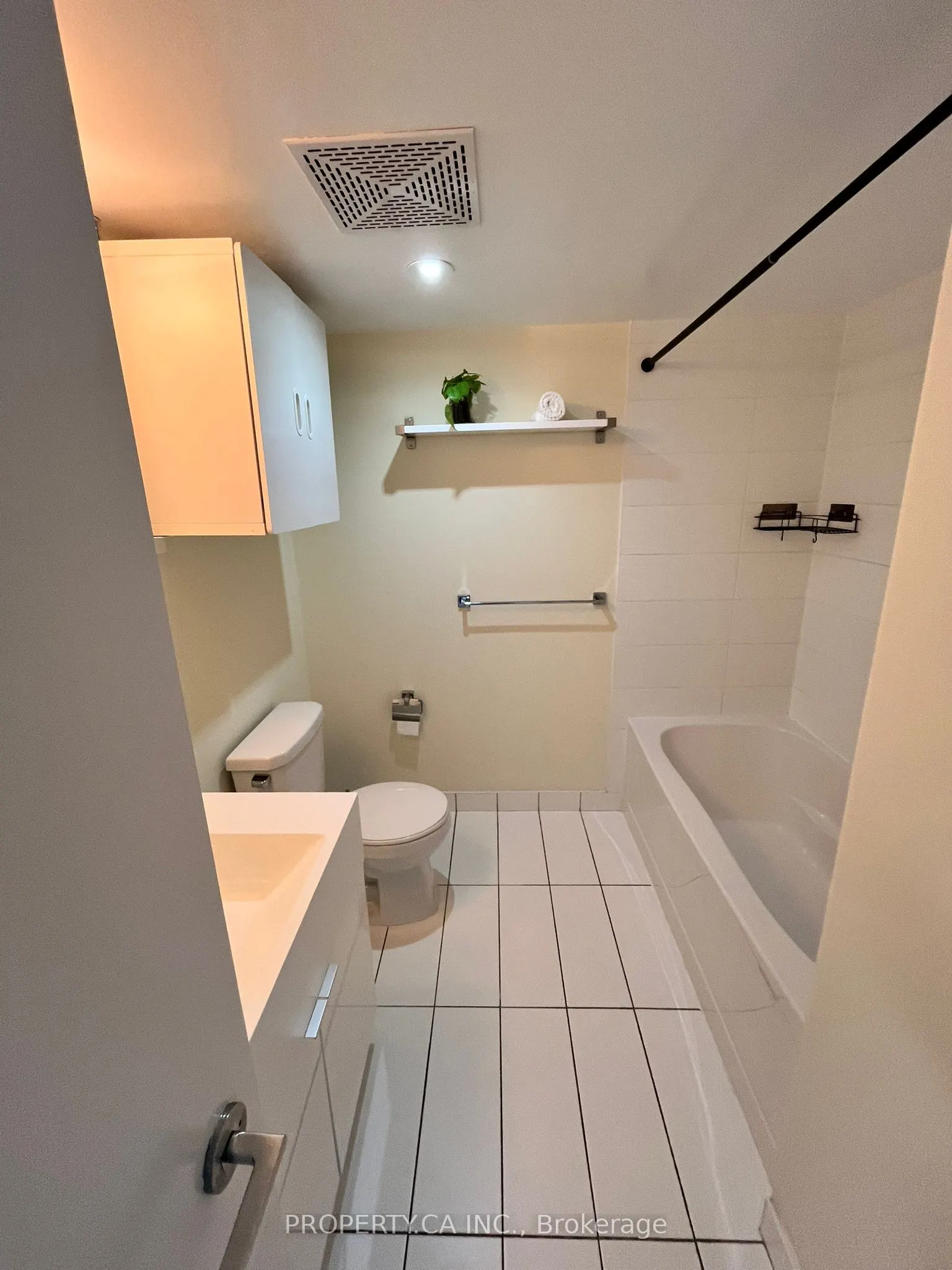 15 Iceboat Terrace, #2205