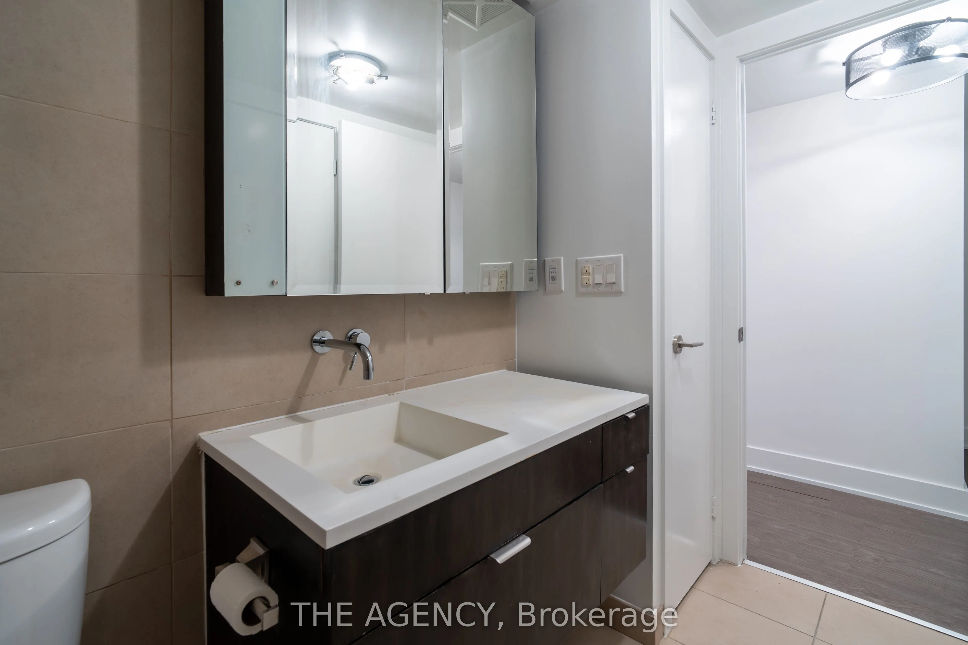 508 WELLINGTON Street W, #304