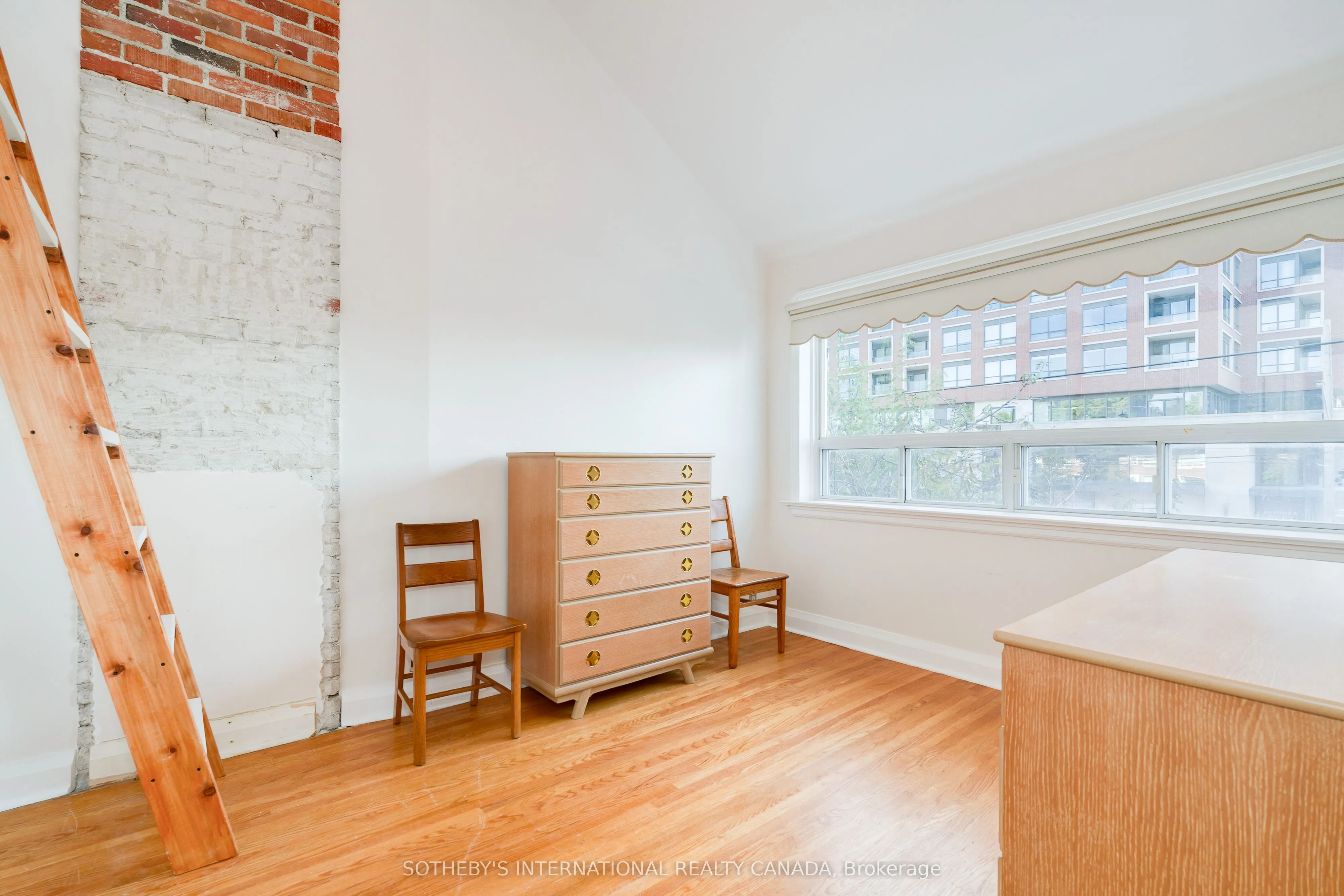 930 Eglinton Avenue E