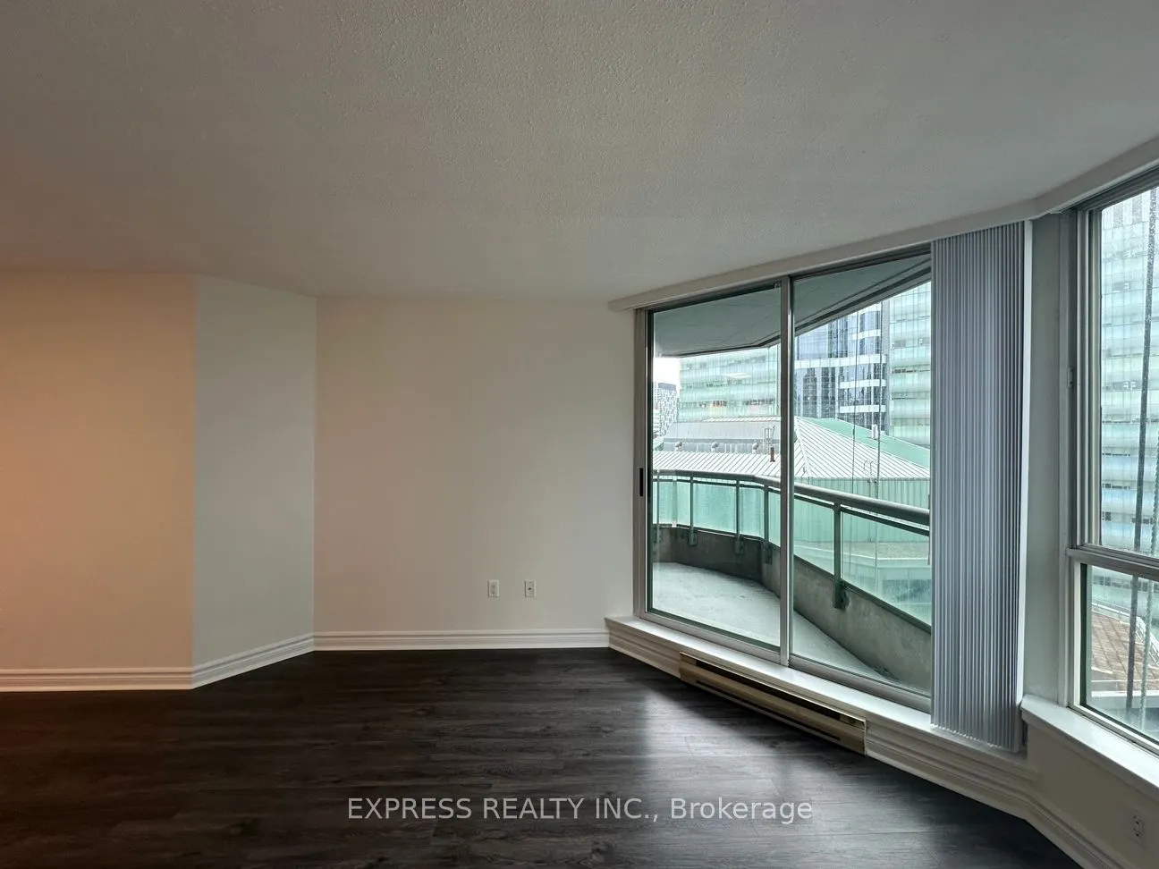 38 Elm Street, #2702