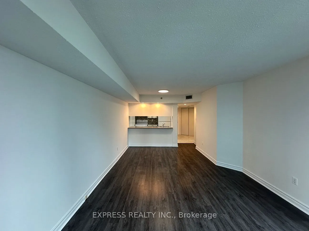 38 Elm Street, #2702