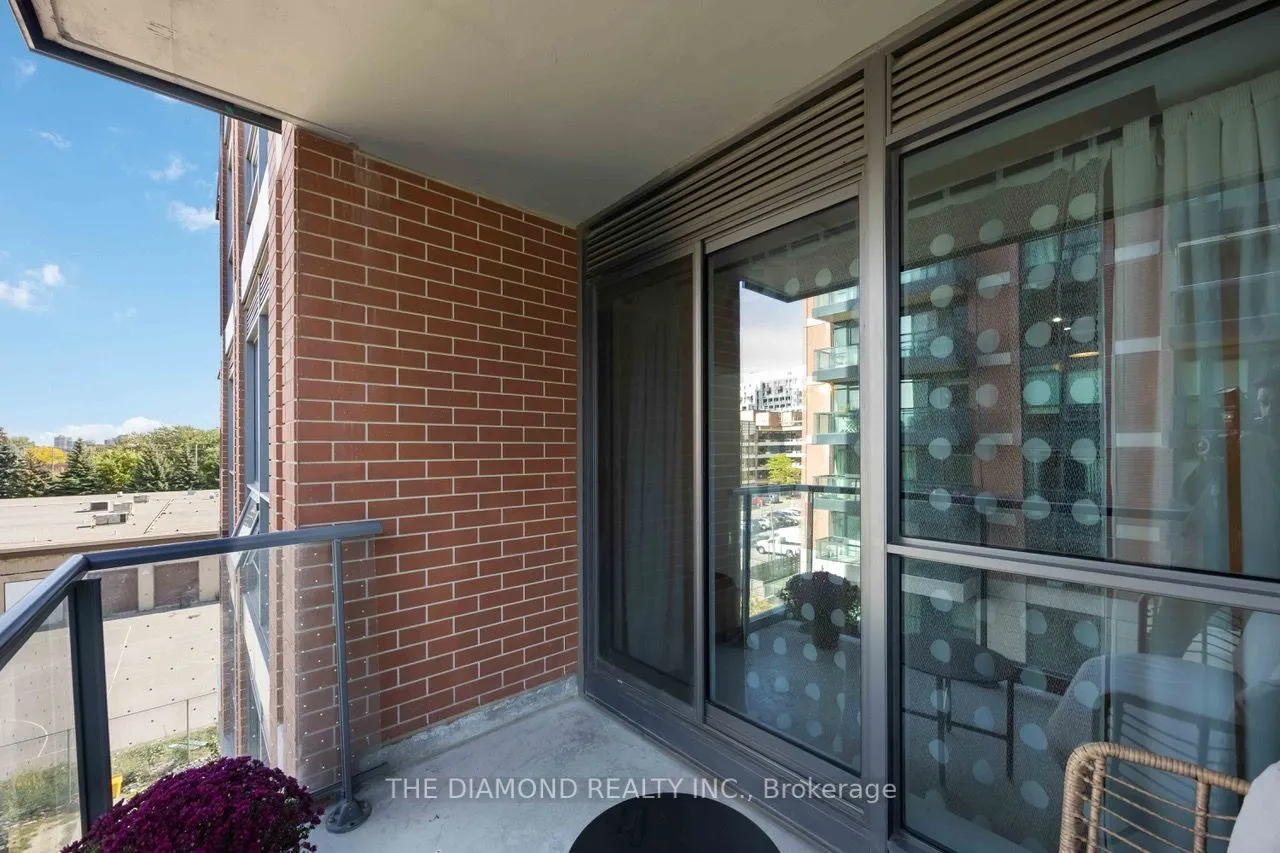 31 Tippett Road, #421
