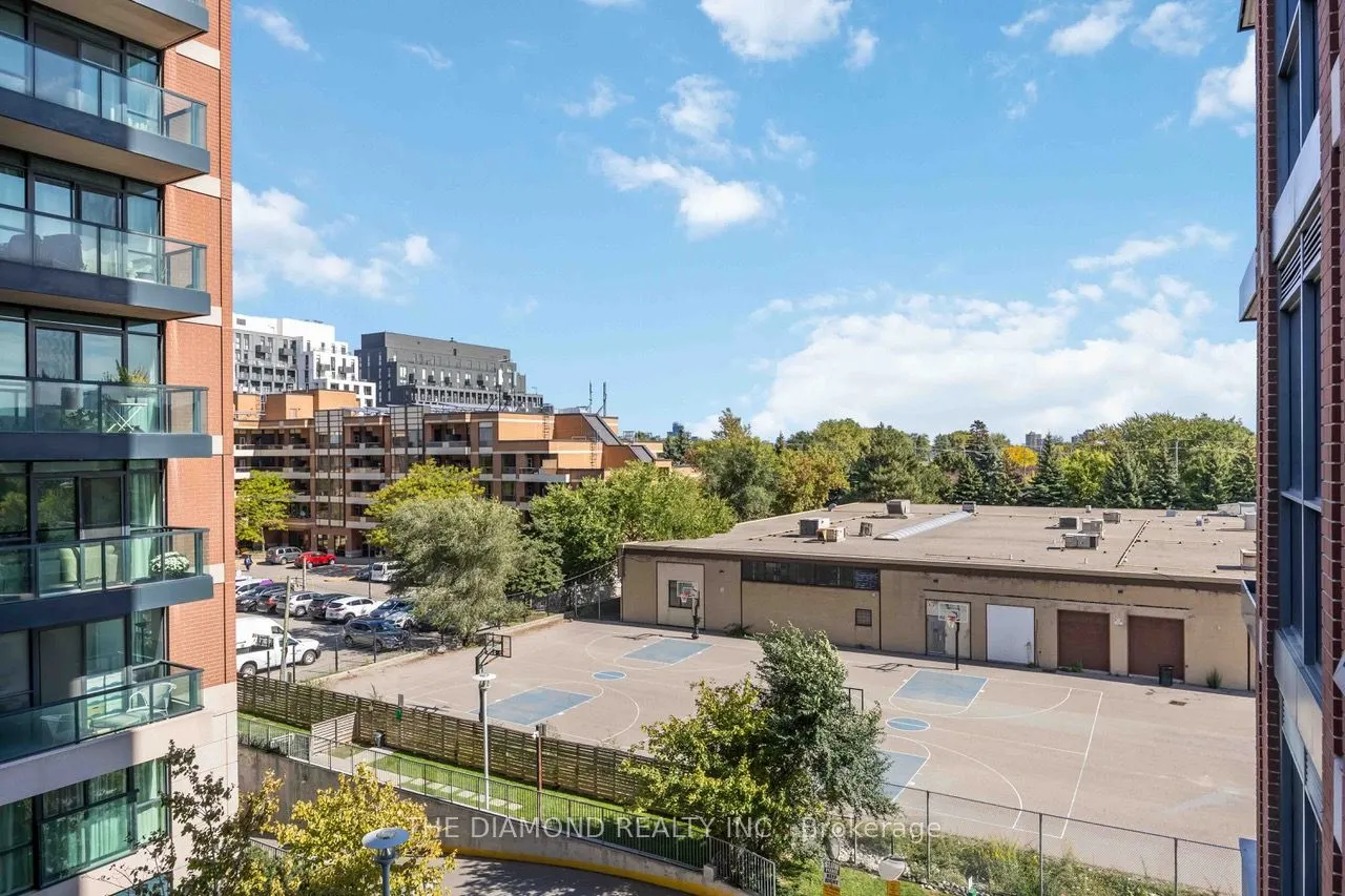 31 Tippett Road, #421