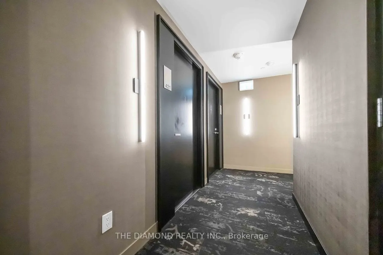 31 Tippett Road, #421