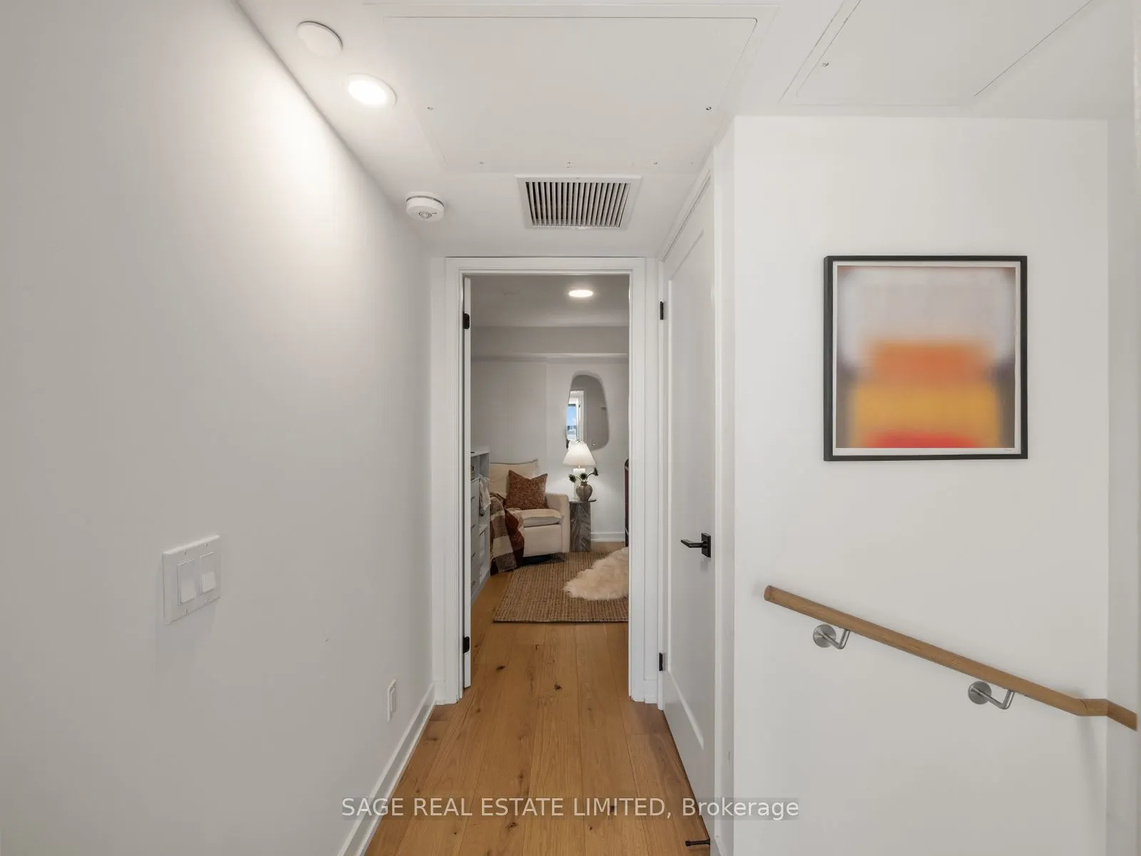 899 College Street W, #PH 621