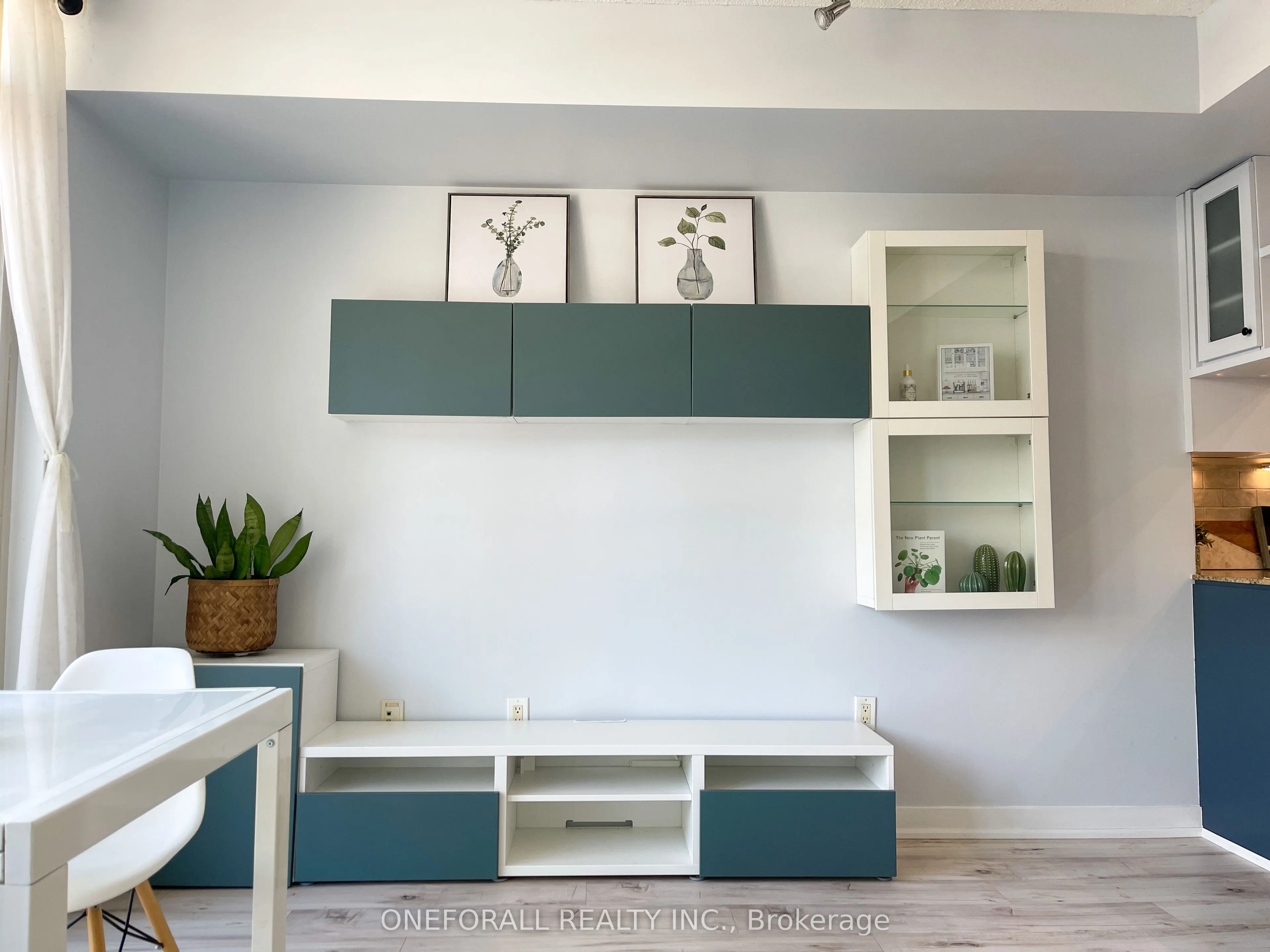 10 Navy Wharf Court, #1605