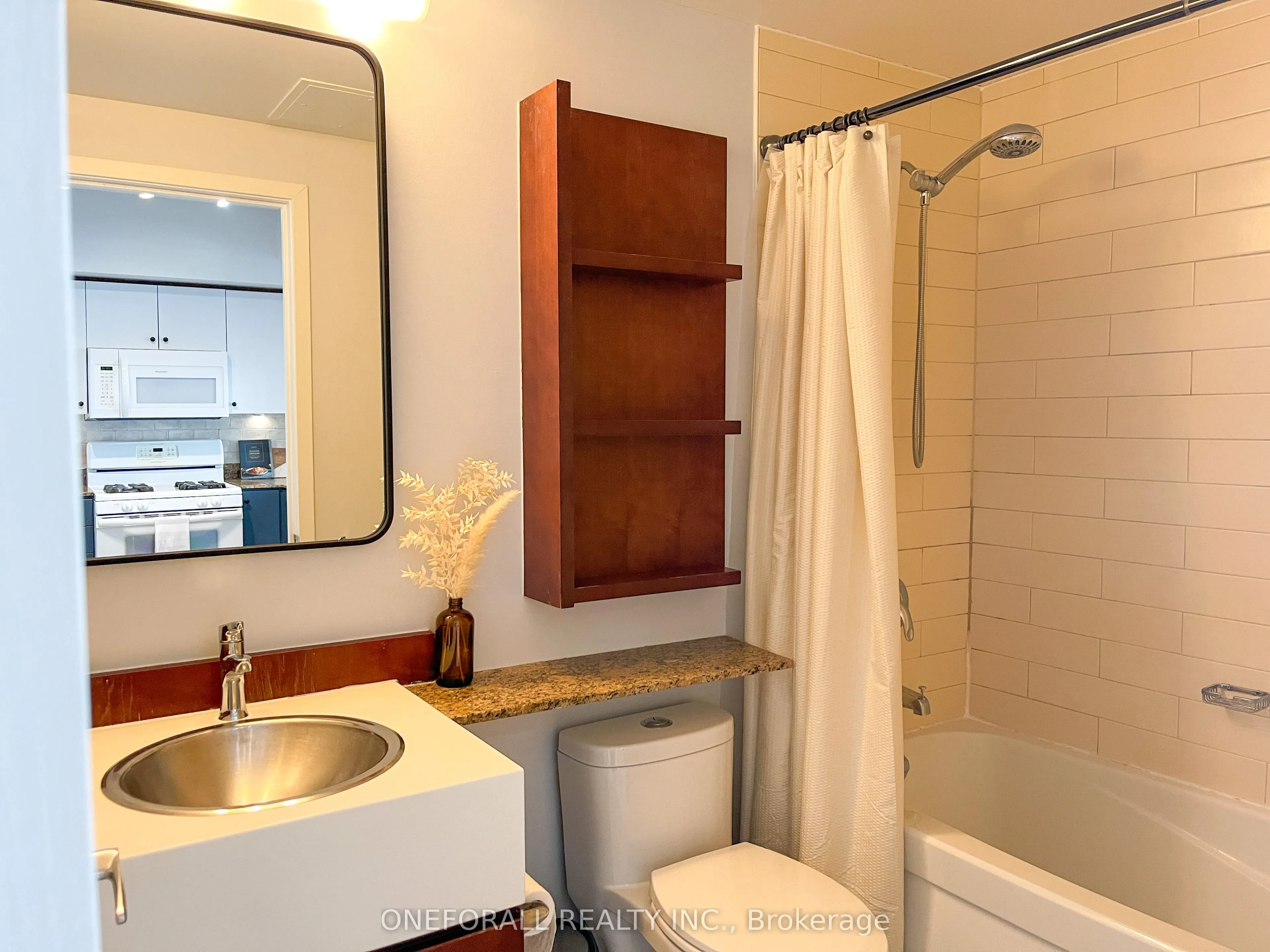10 Navy Wharf Court, #1605