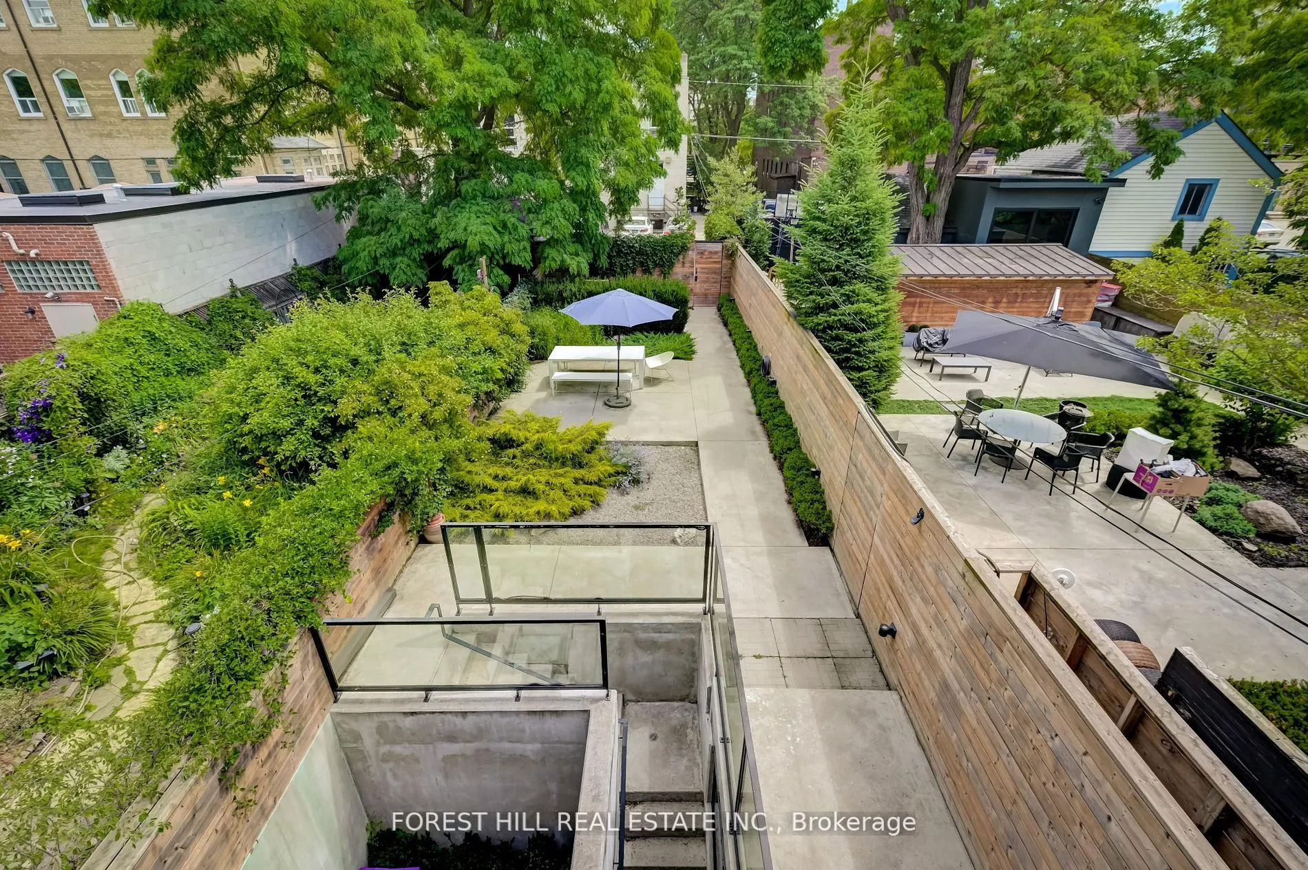 117 Robert Street, #4