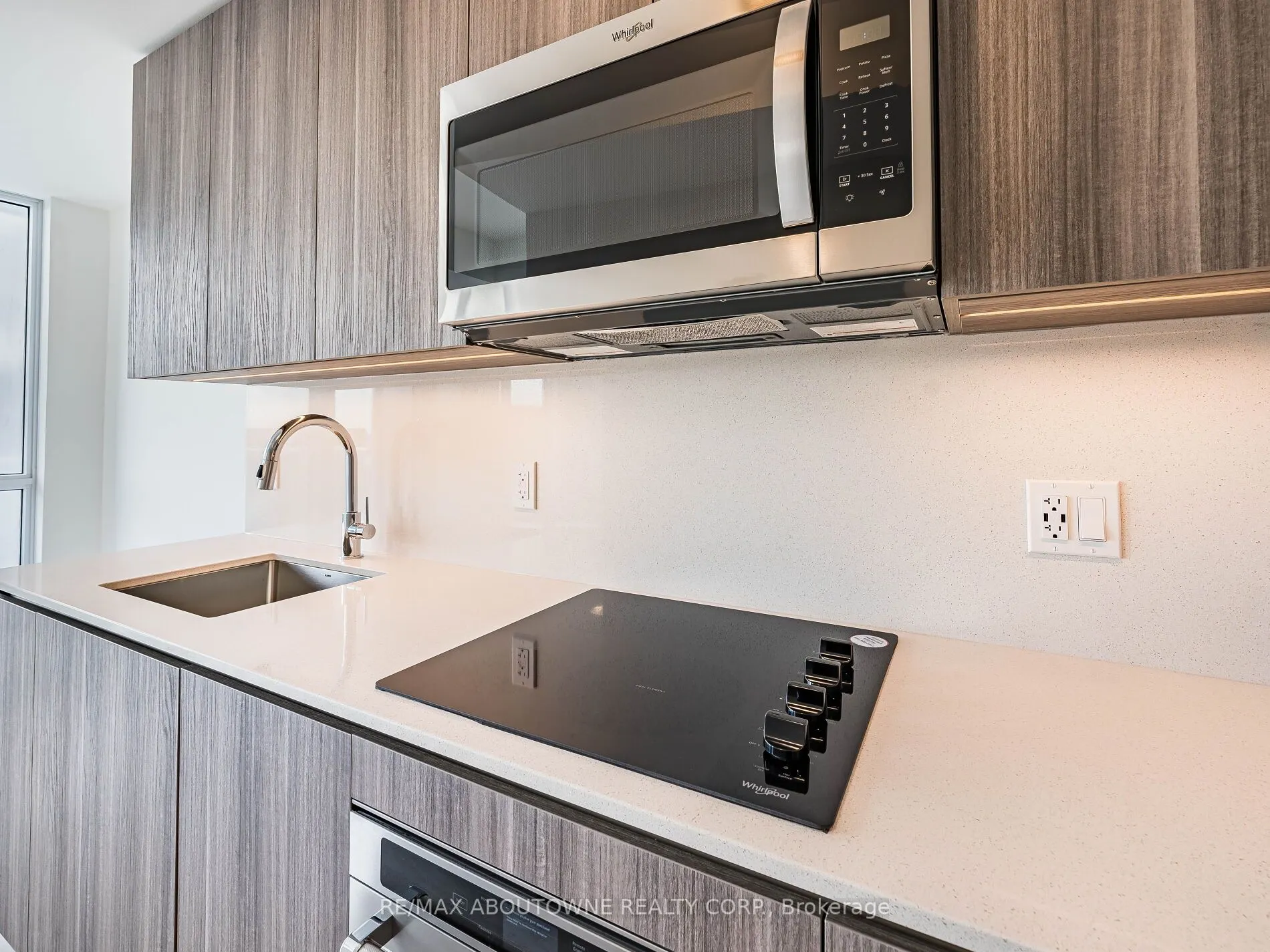 15 Richardson Street, #1507
