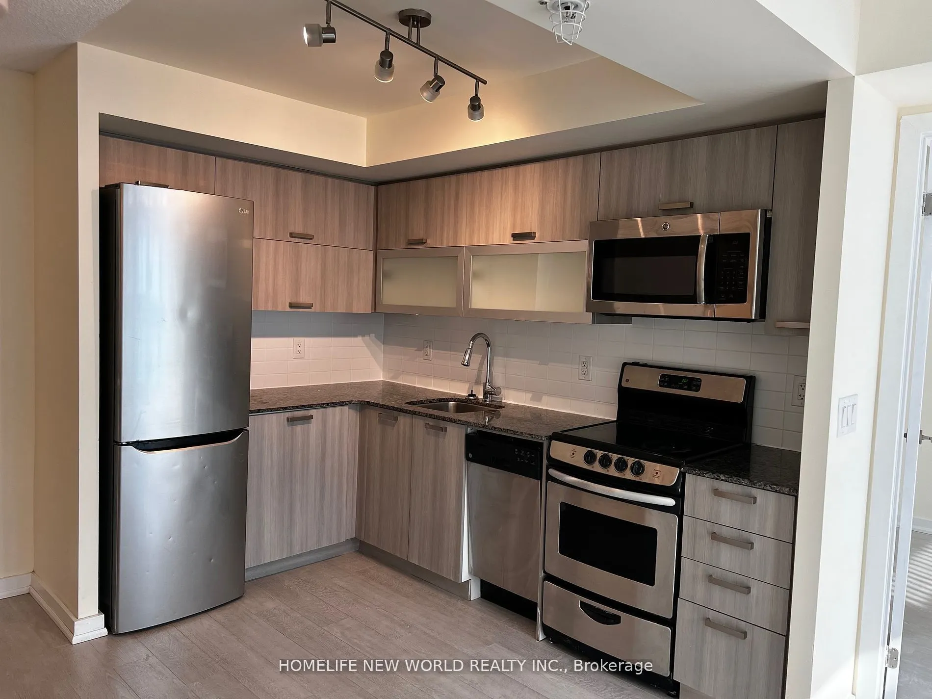 36 Lisgar Street, #1807W