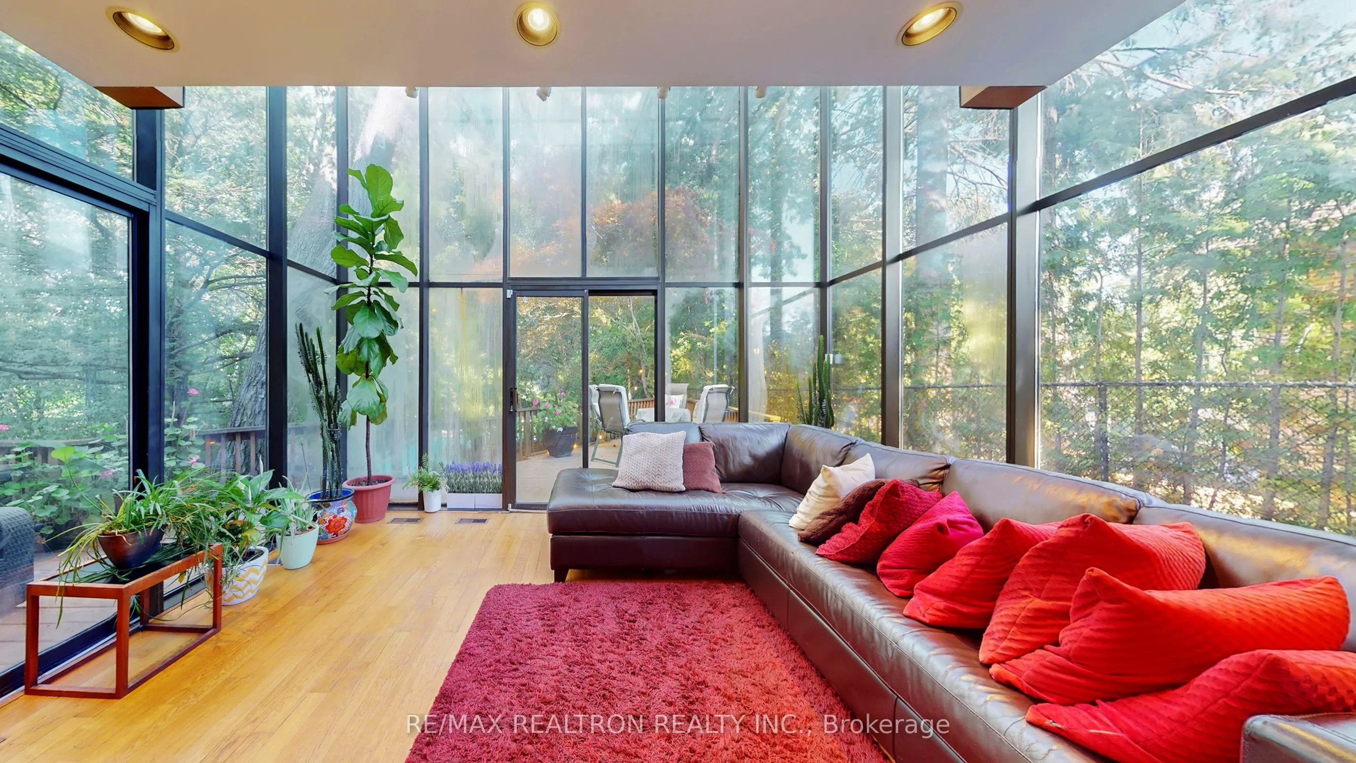 1 Vyner Road