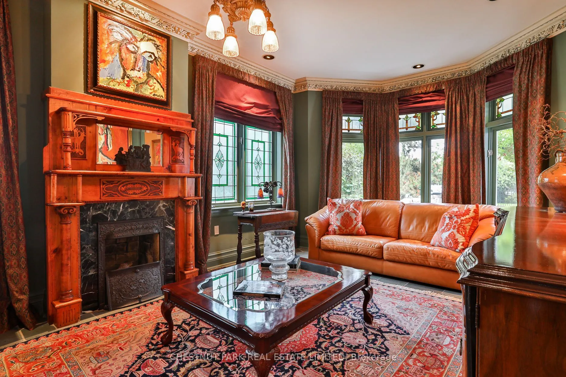 5 Castle Frank Crescent
