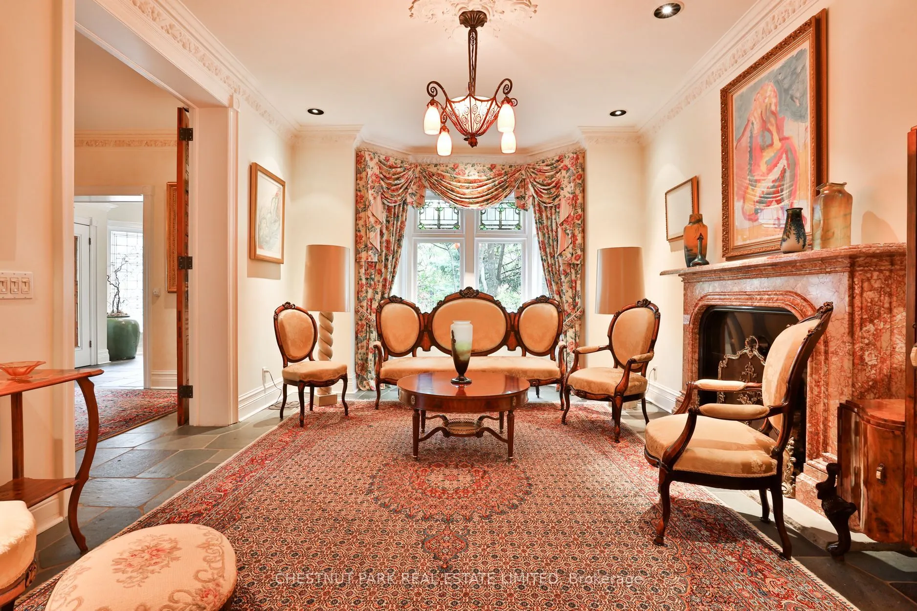 5 Castle Frank Crescent