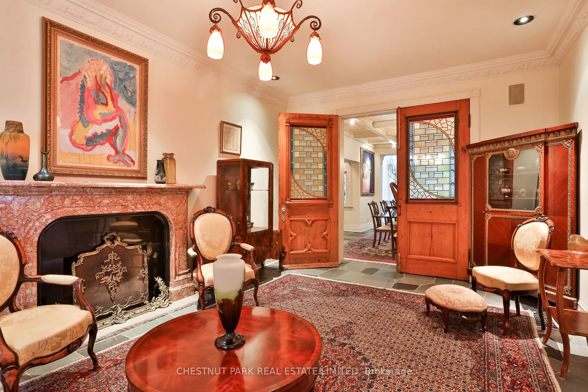 5 Castle Frank Crescent