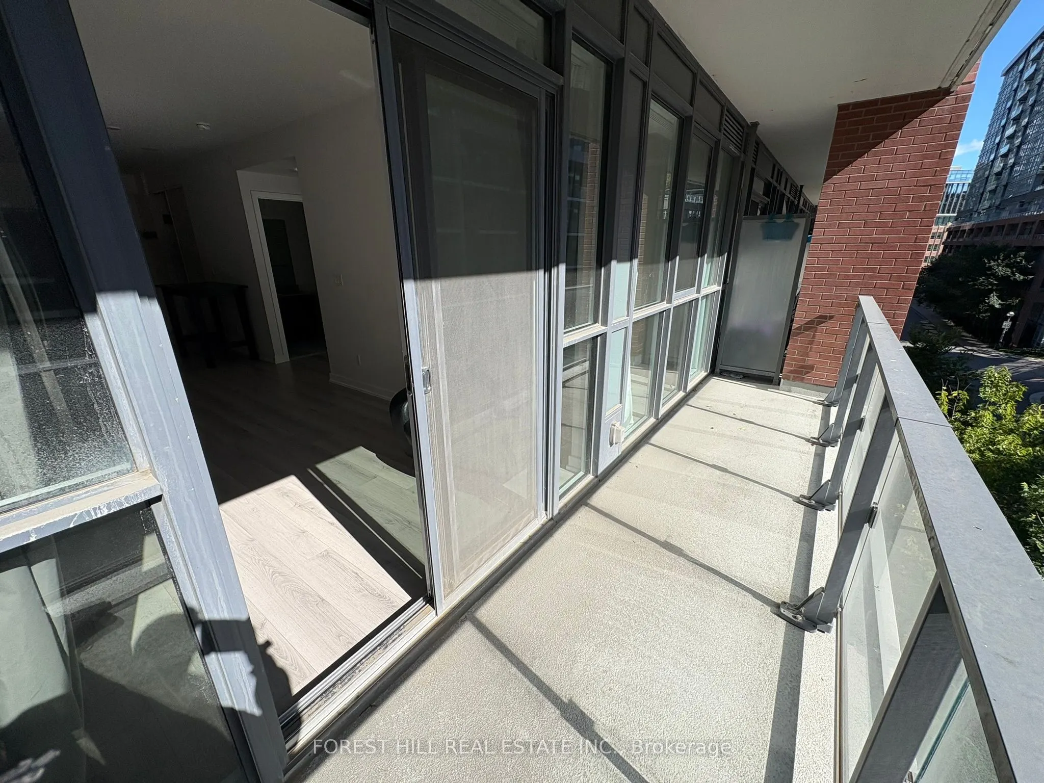 50 Bruyeres Mews, #520