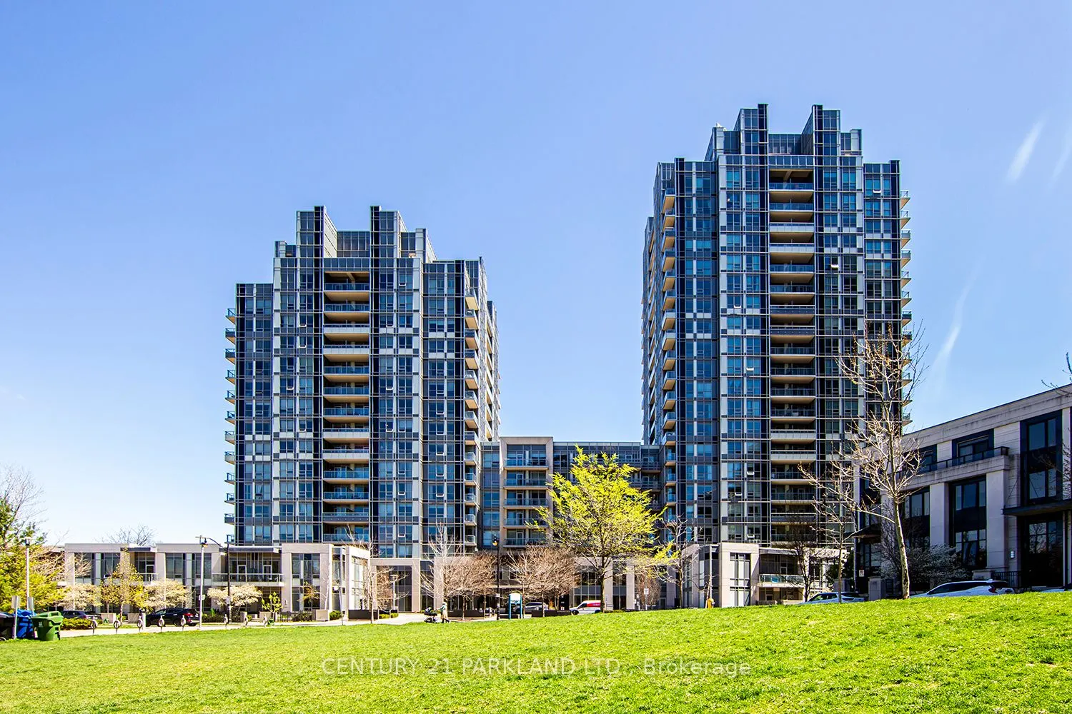 120 Harrison Garden Boulevard, #307