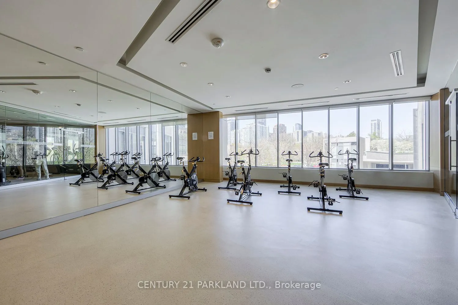 120 Harrison Garden Boulevard, #307
