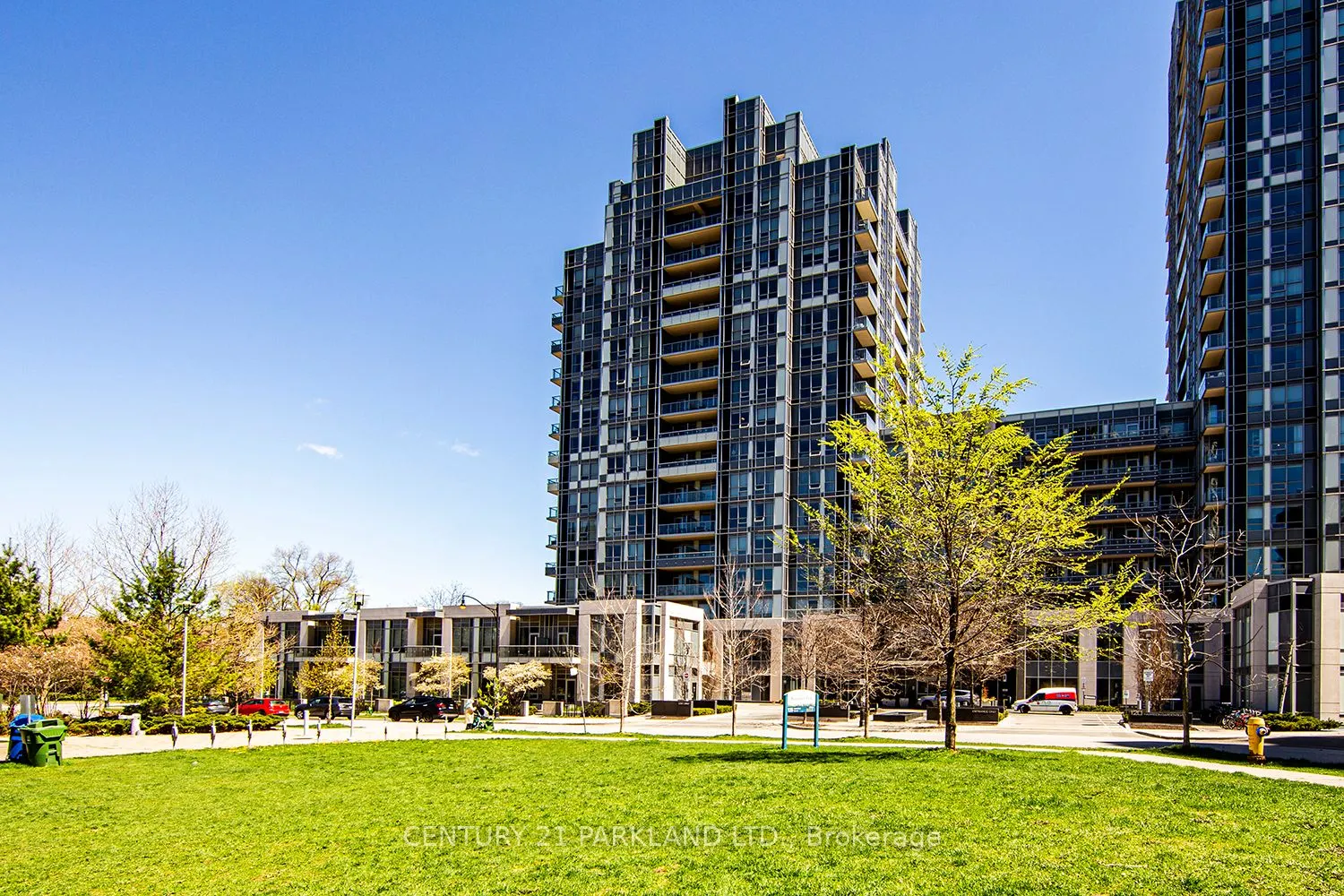 120 Harrison Garden Boulevard, #307